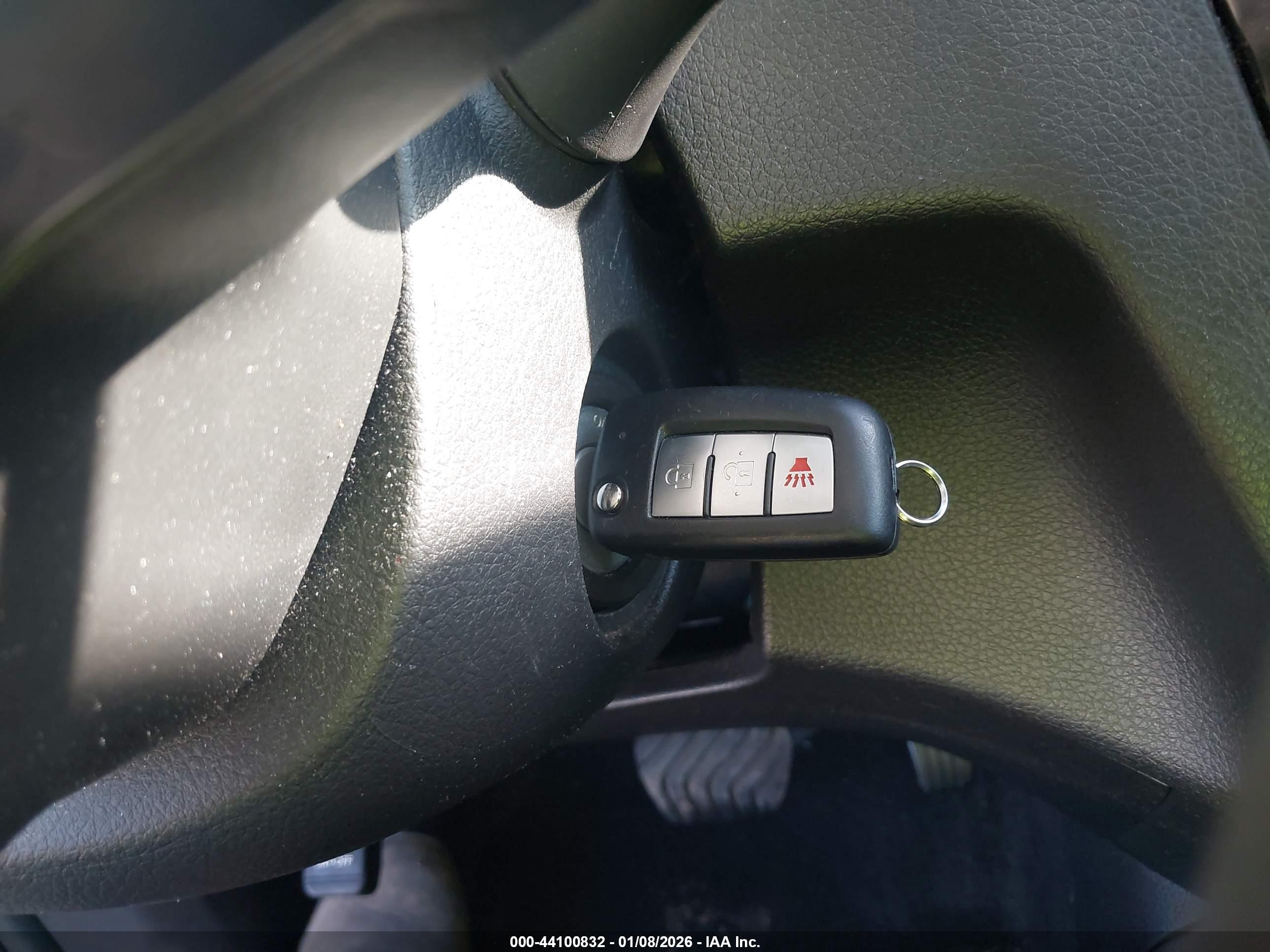 NISSAN ROGUE image 11