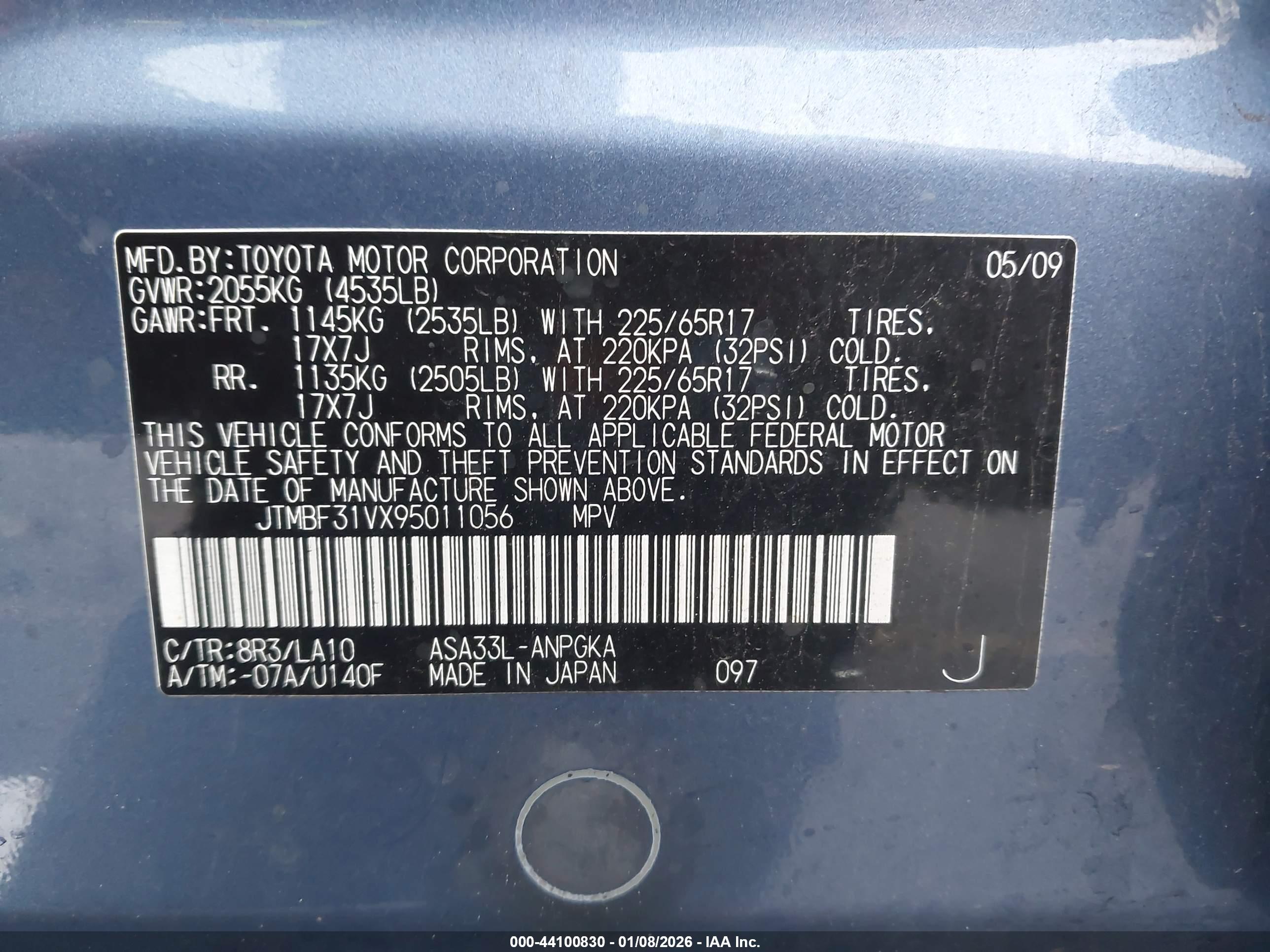 TOYOTA RAV4 image 9