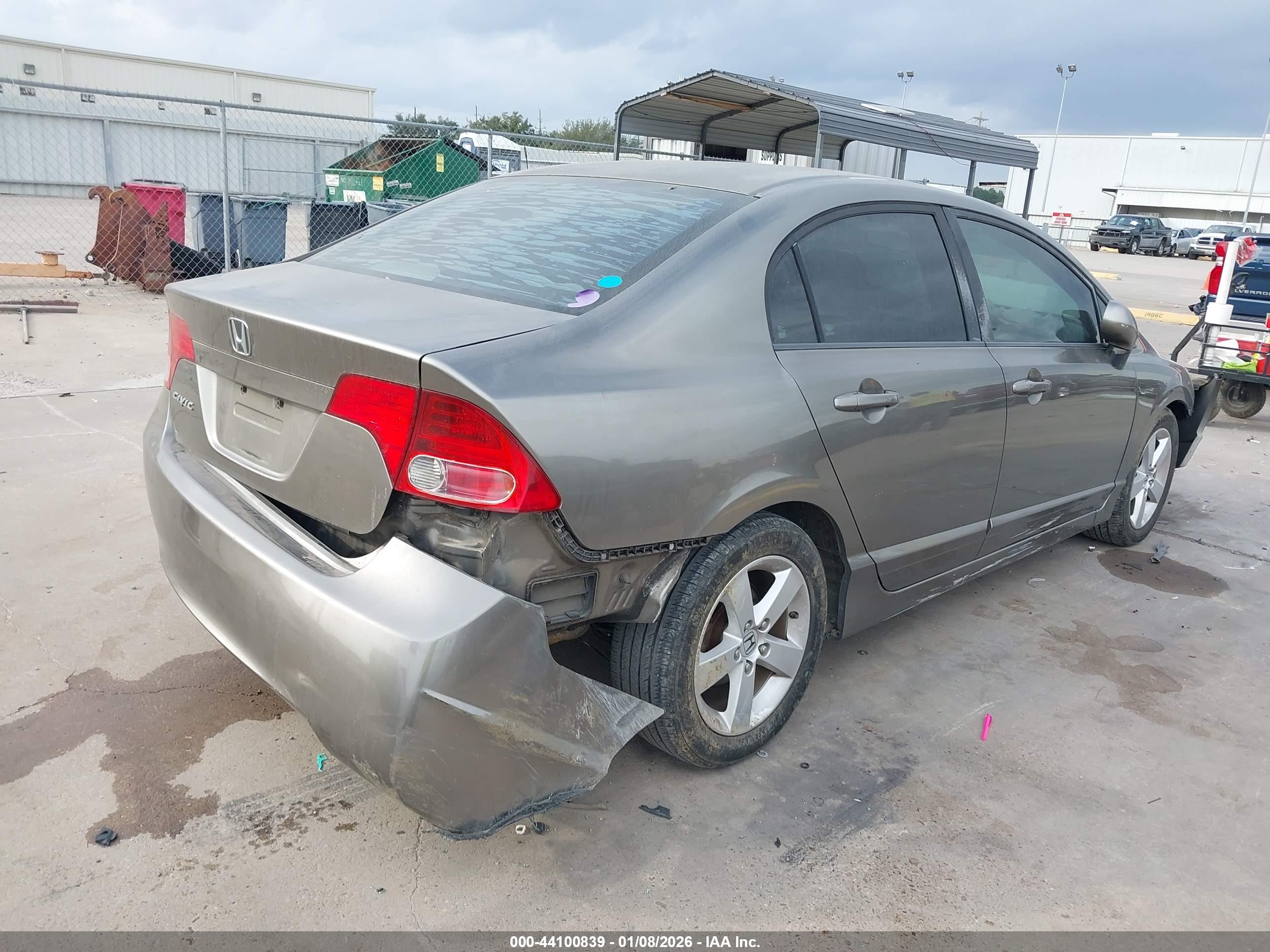 HONDA CIVIC image 4