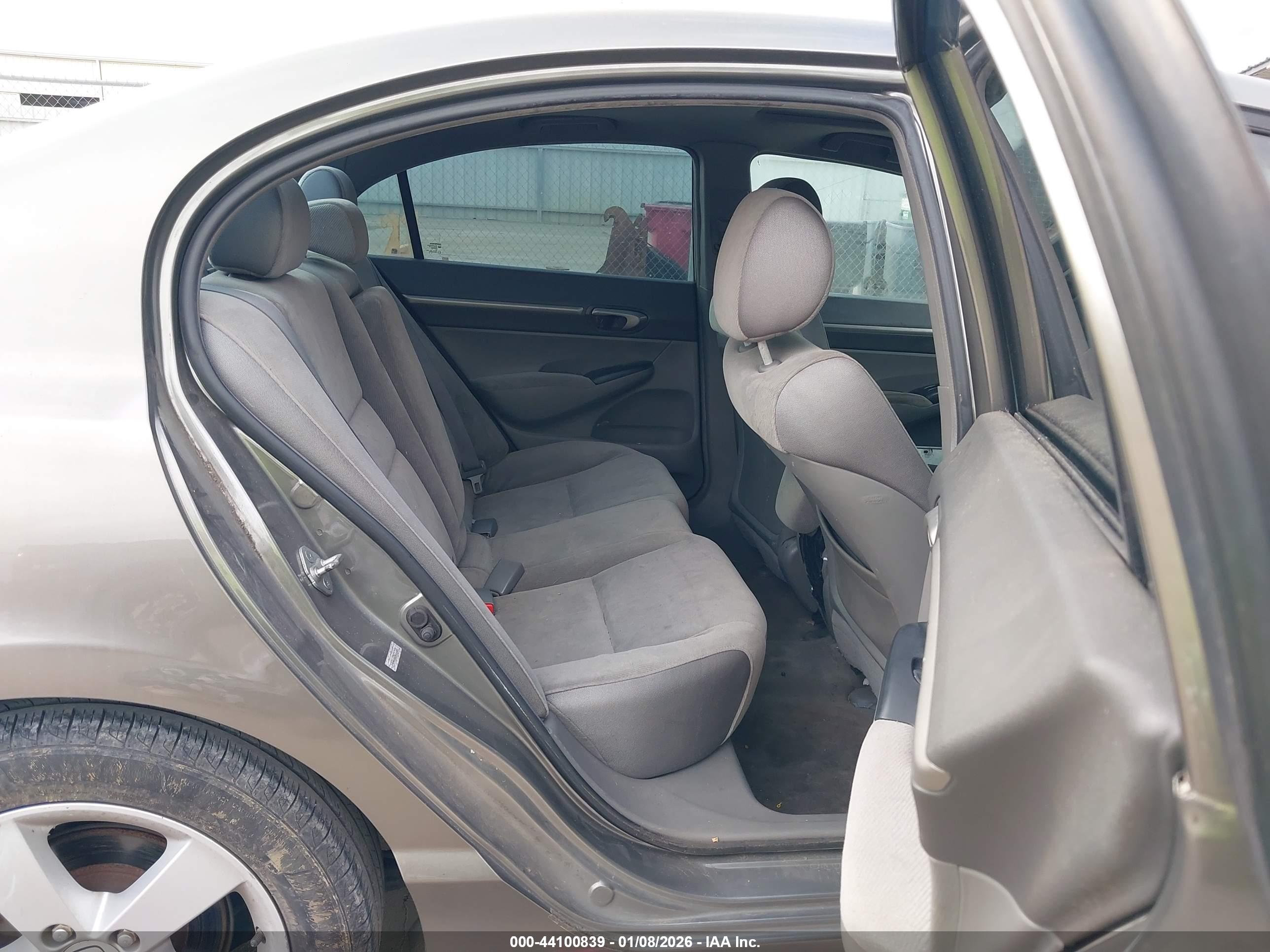 HONDA CIVIC image 8