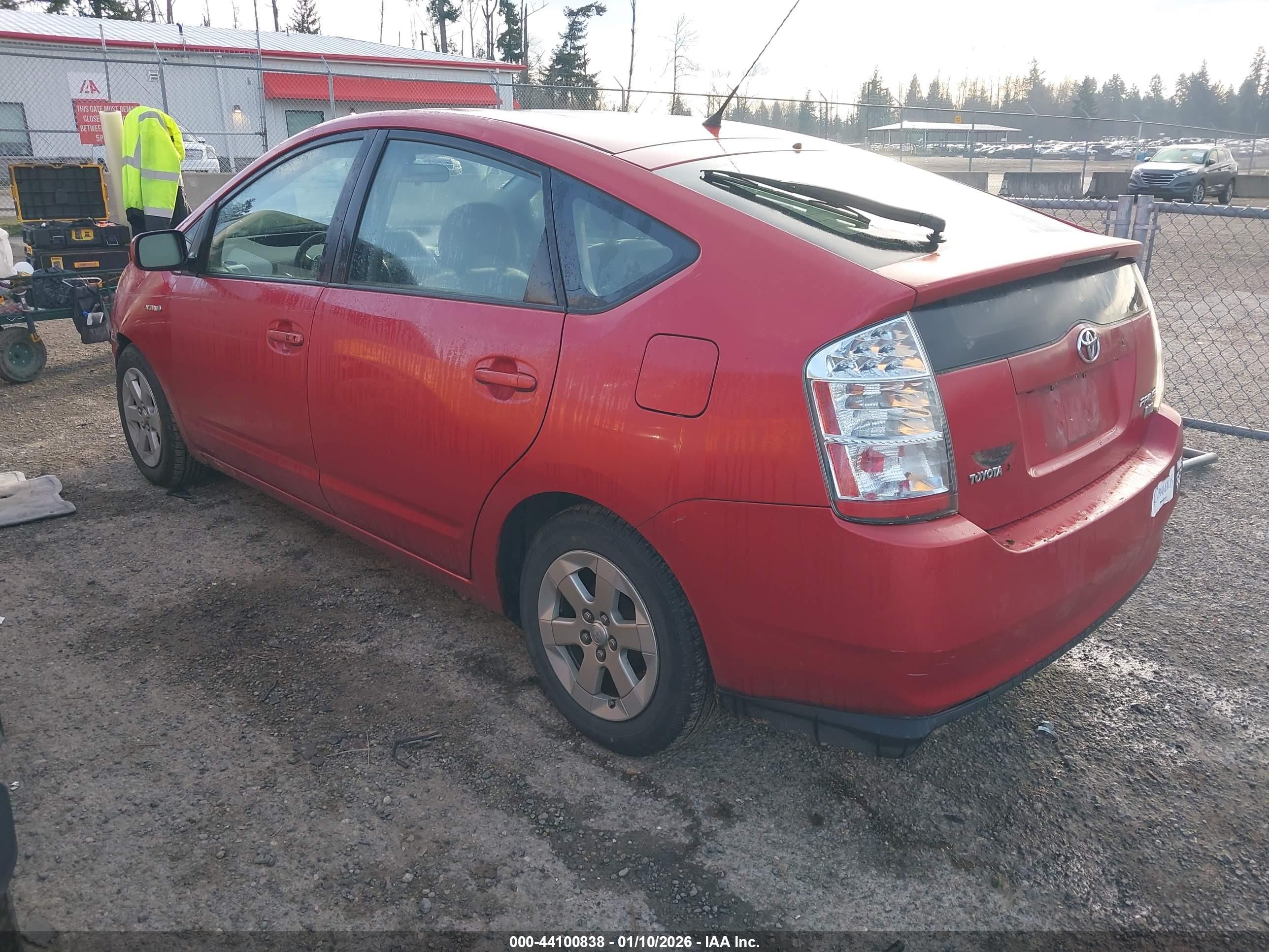 TOYOTA PRIUS image 3