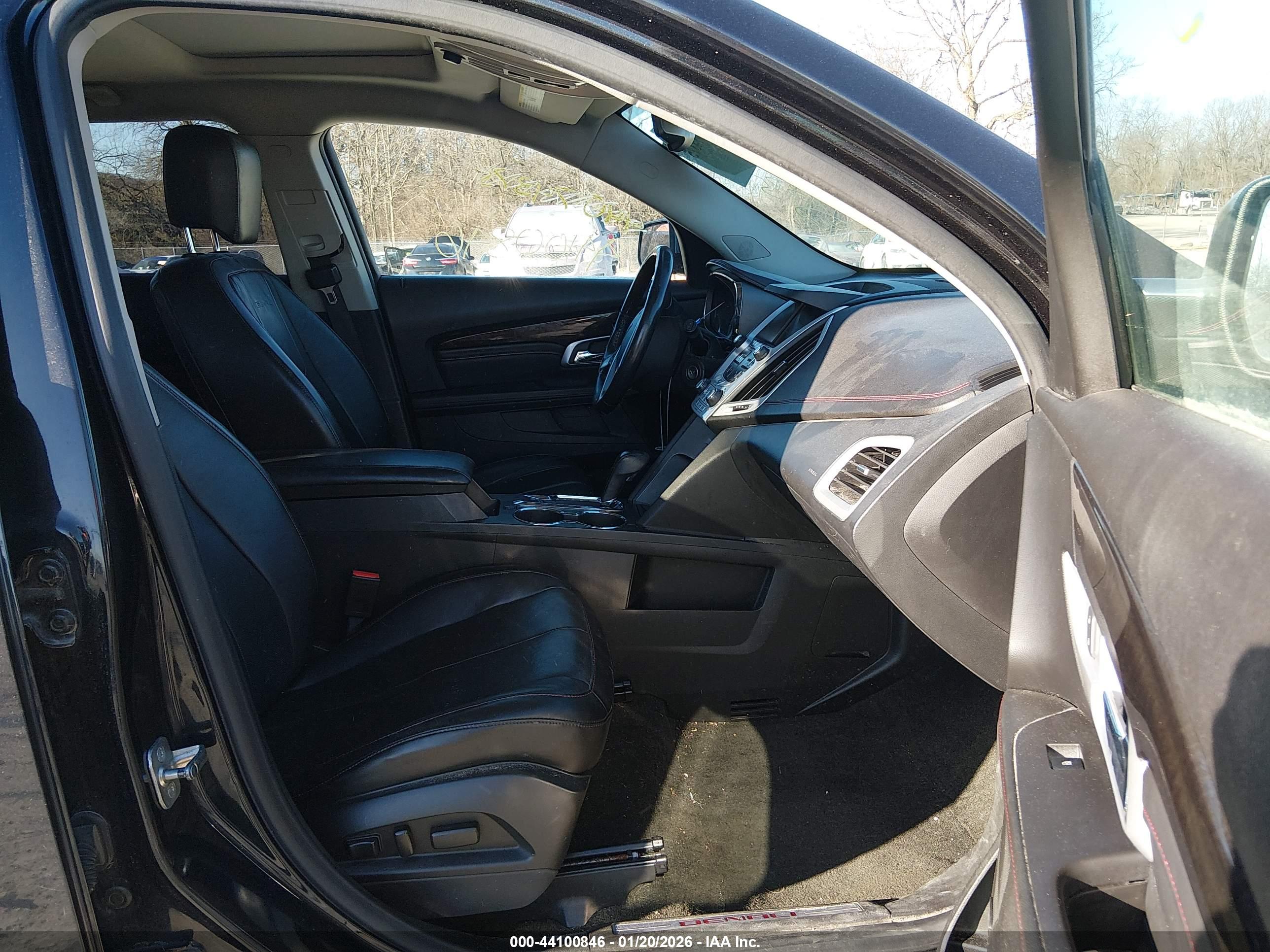 GMC TERRAIN image 5