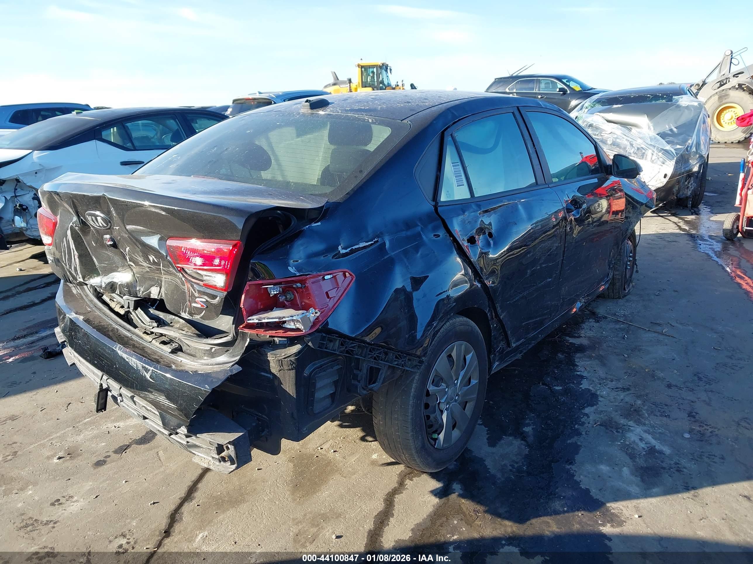 KIA RIO image 4
