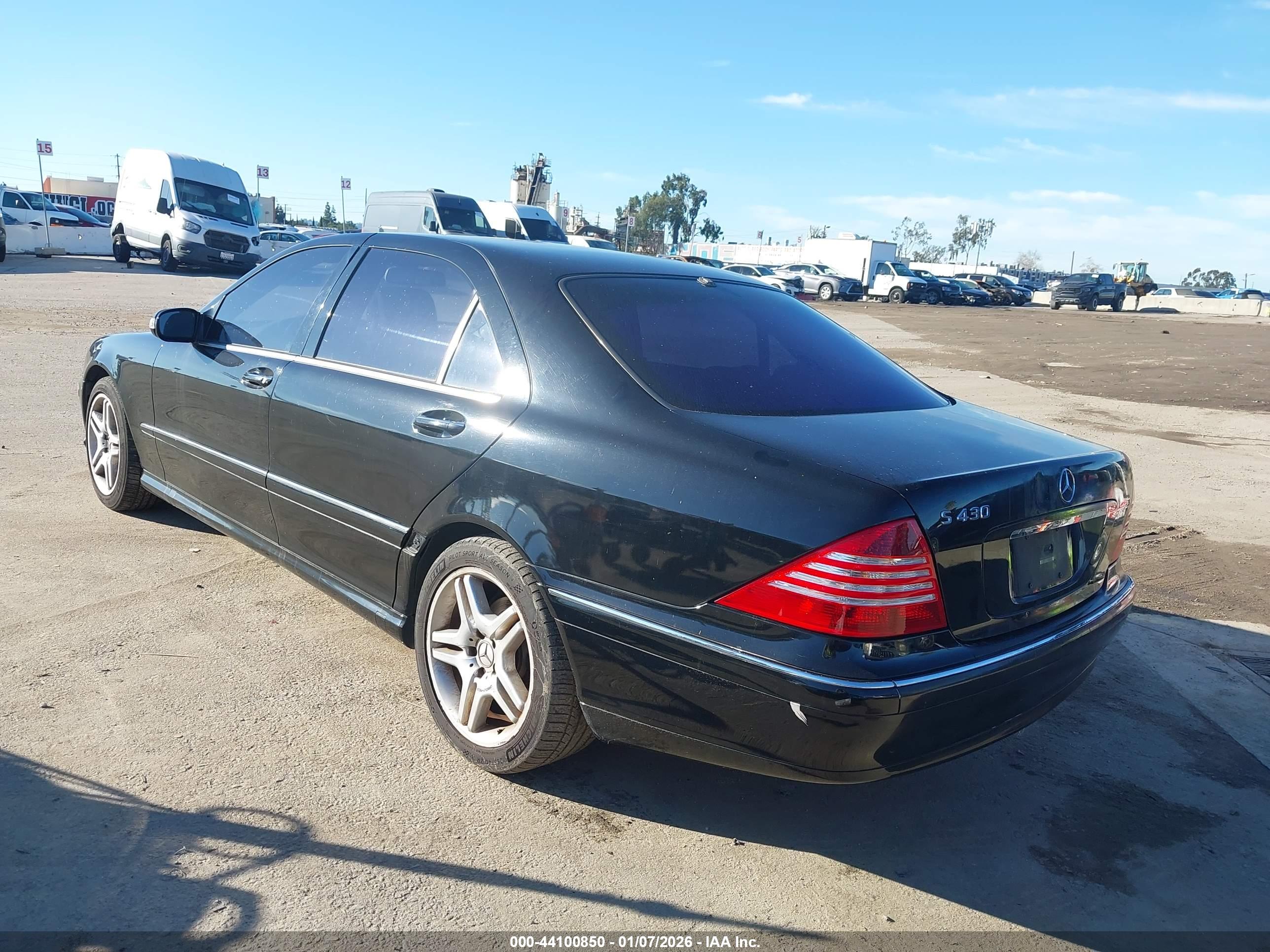 MERCEDES-BENZ S image 3