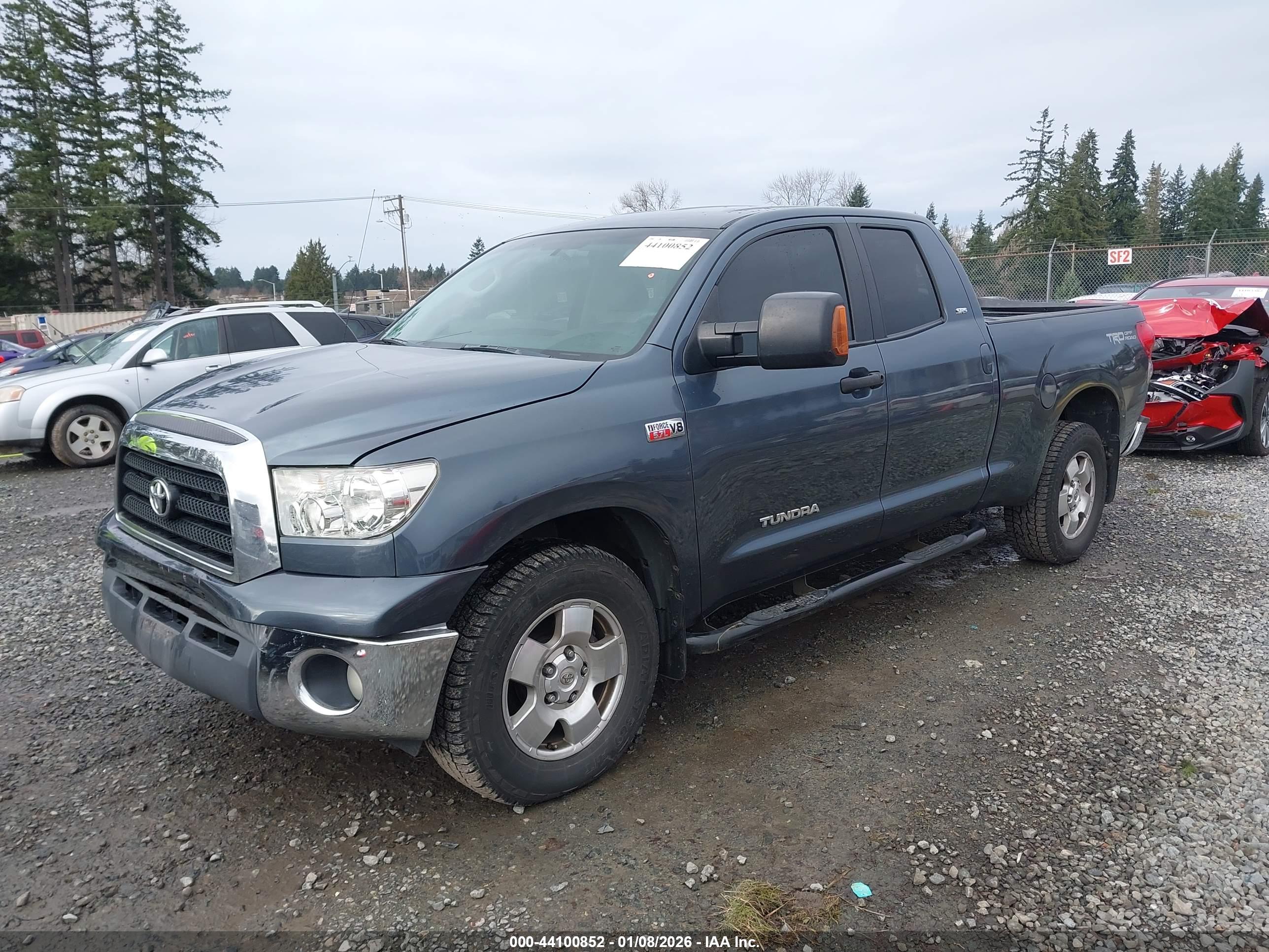 TOYOTA TUNDRA image 2