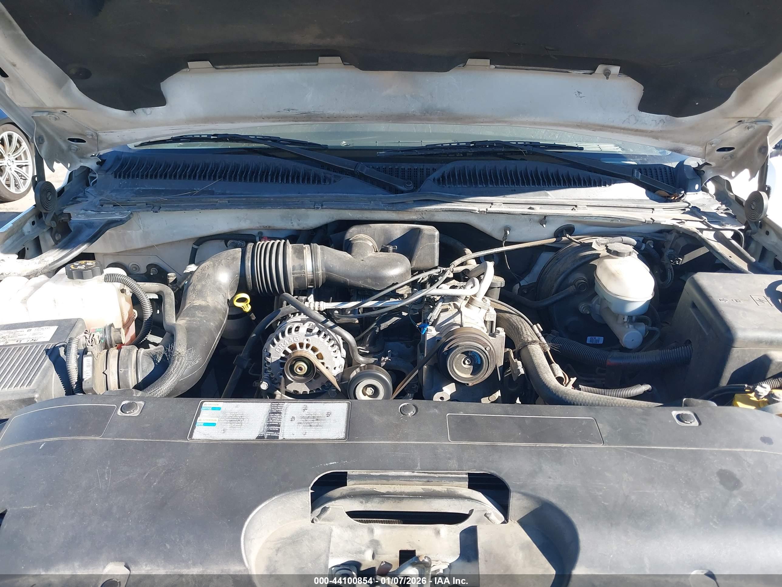 CHEVROLET SILVERADO image 10