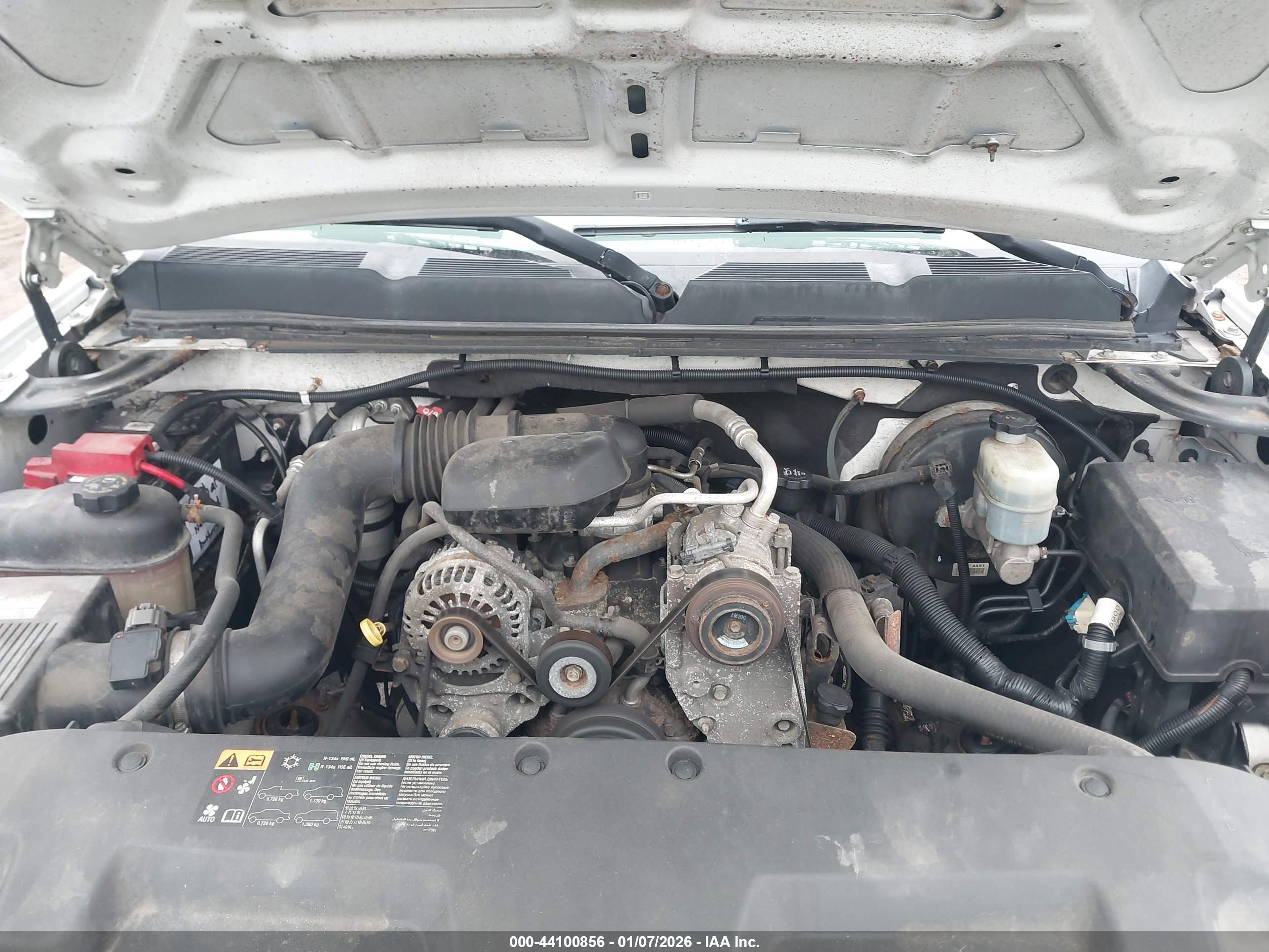 CHEVROLET SILVERADO image 10