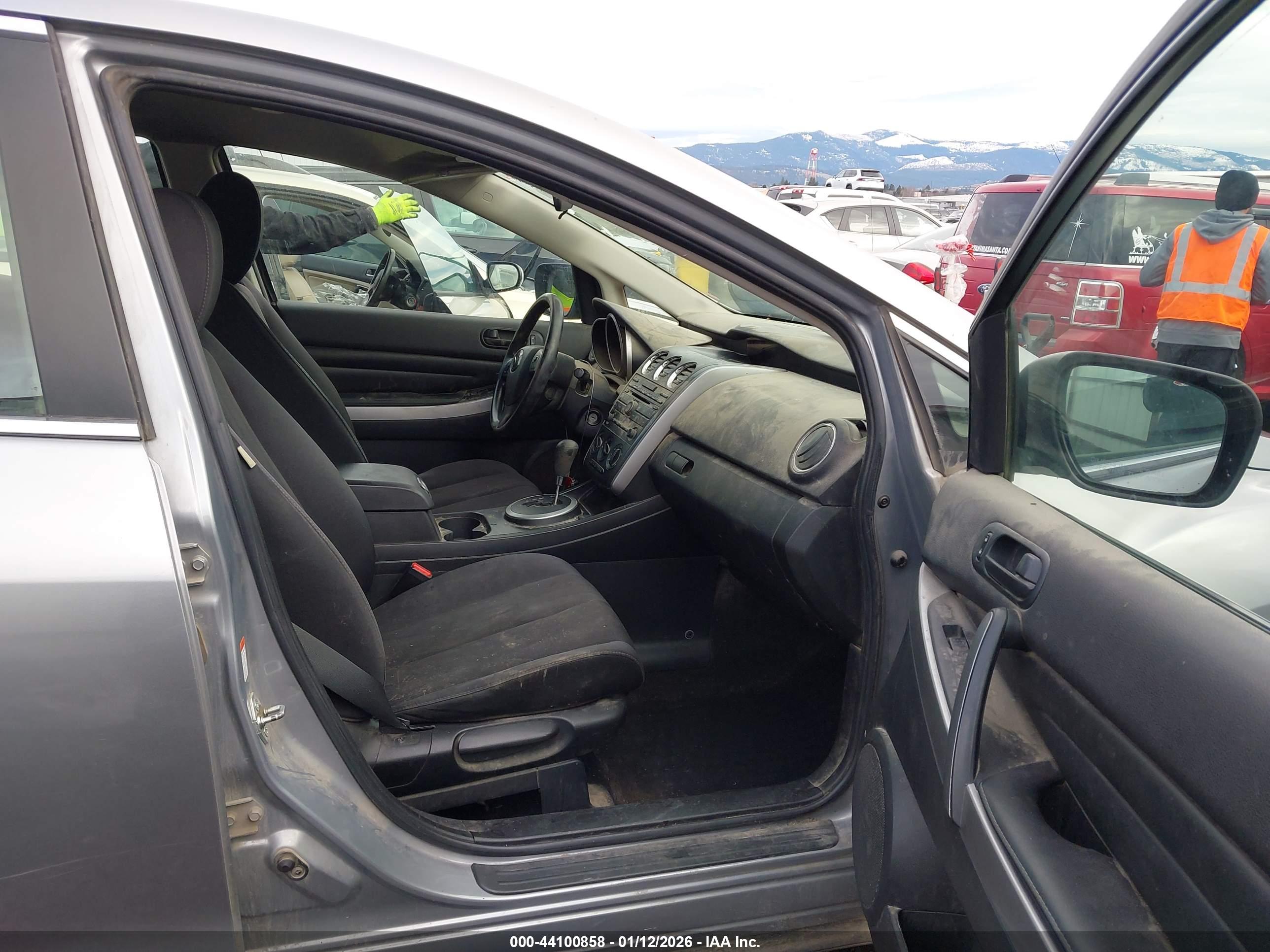 MAZDA CX-7 image 5