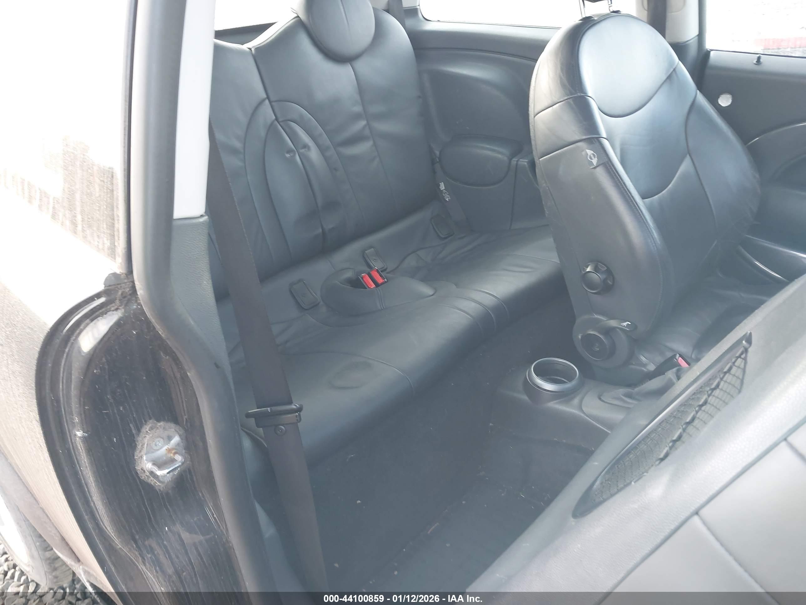 MINI COOPER image 8