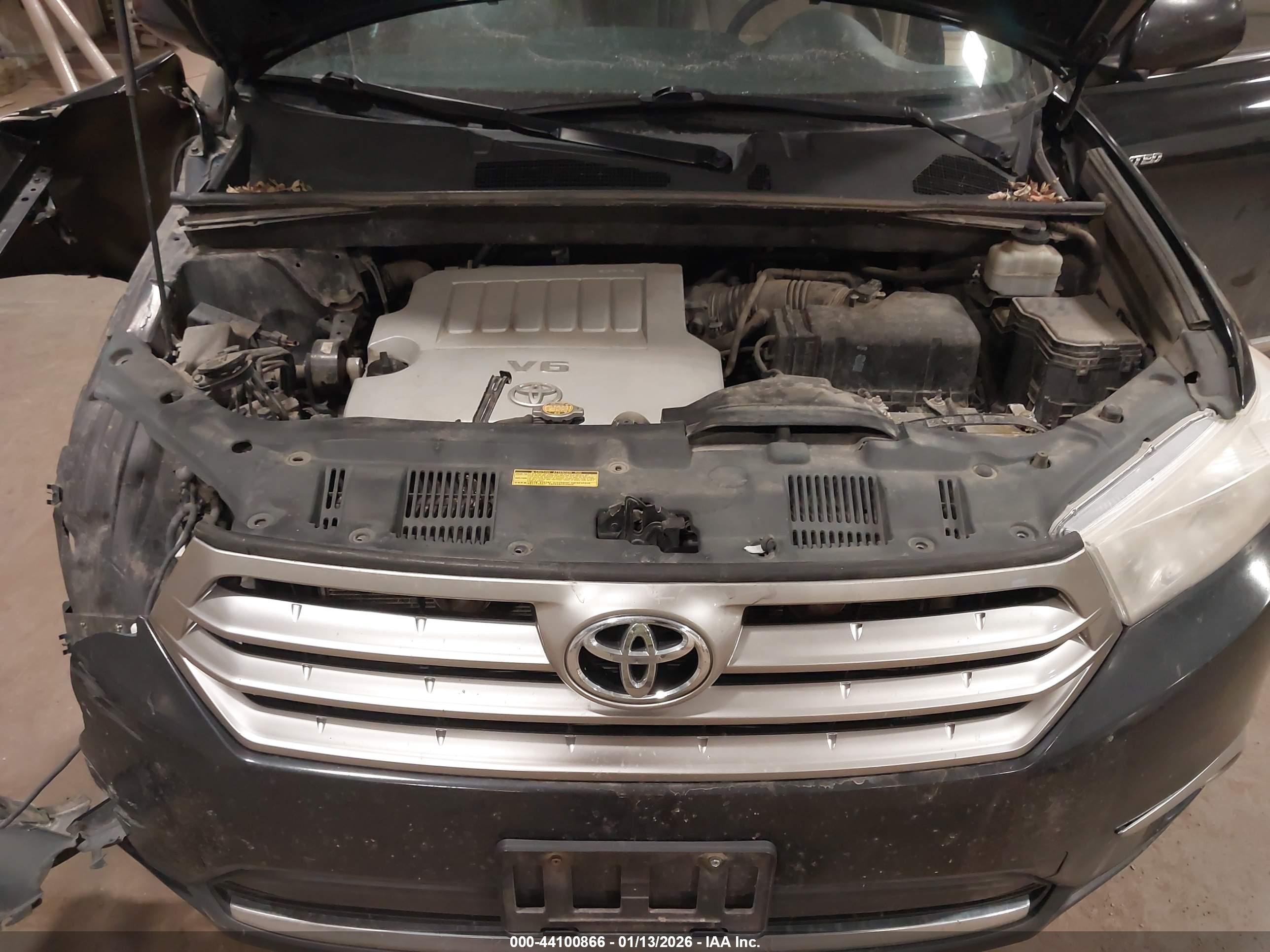 TOYOTA HIGHLANDER image 10