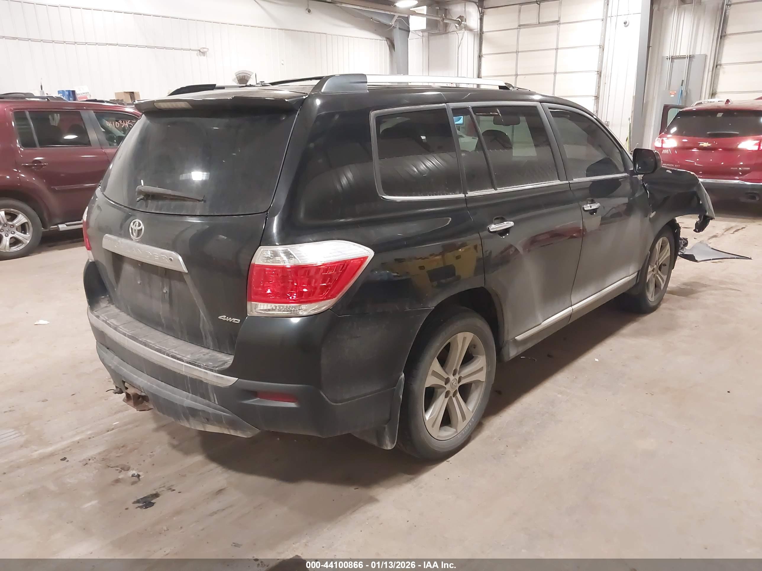 TOYOTA HIGHLANDER image 4