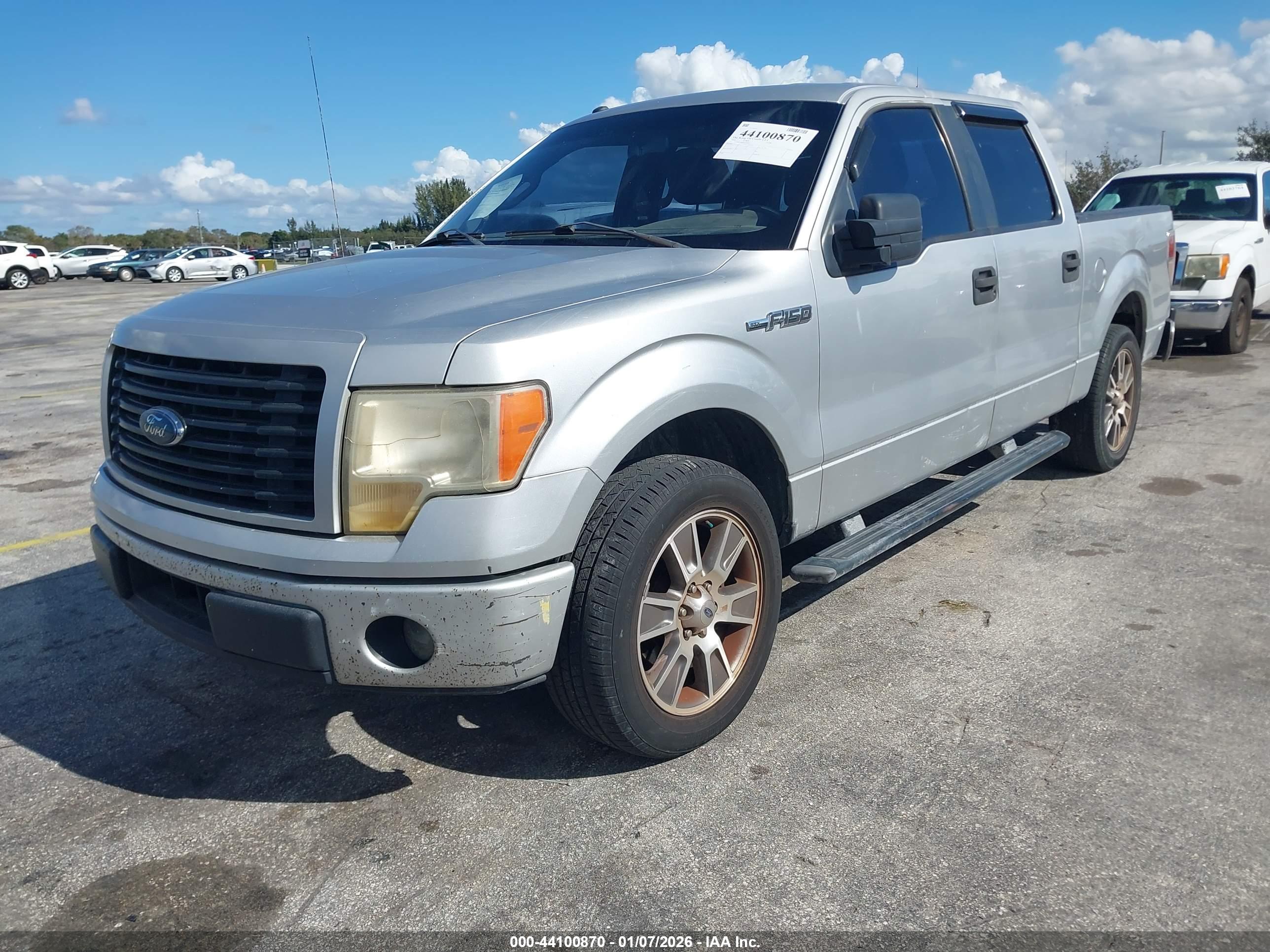 FORD F-150 image 2