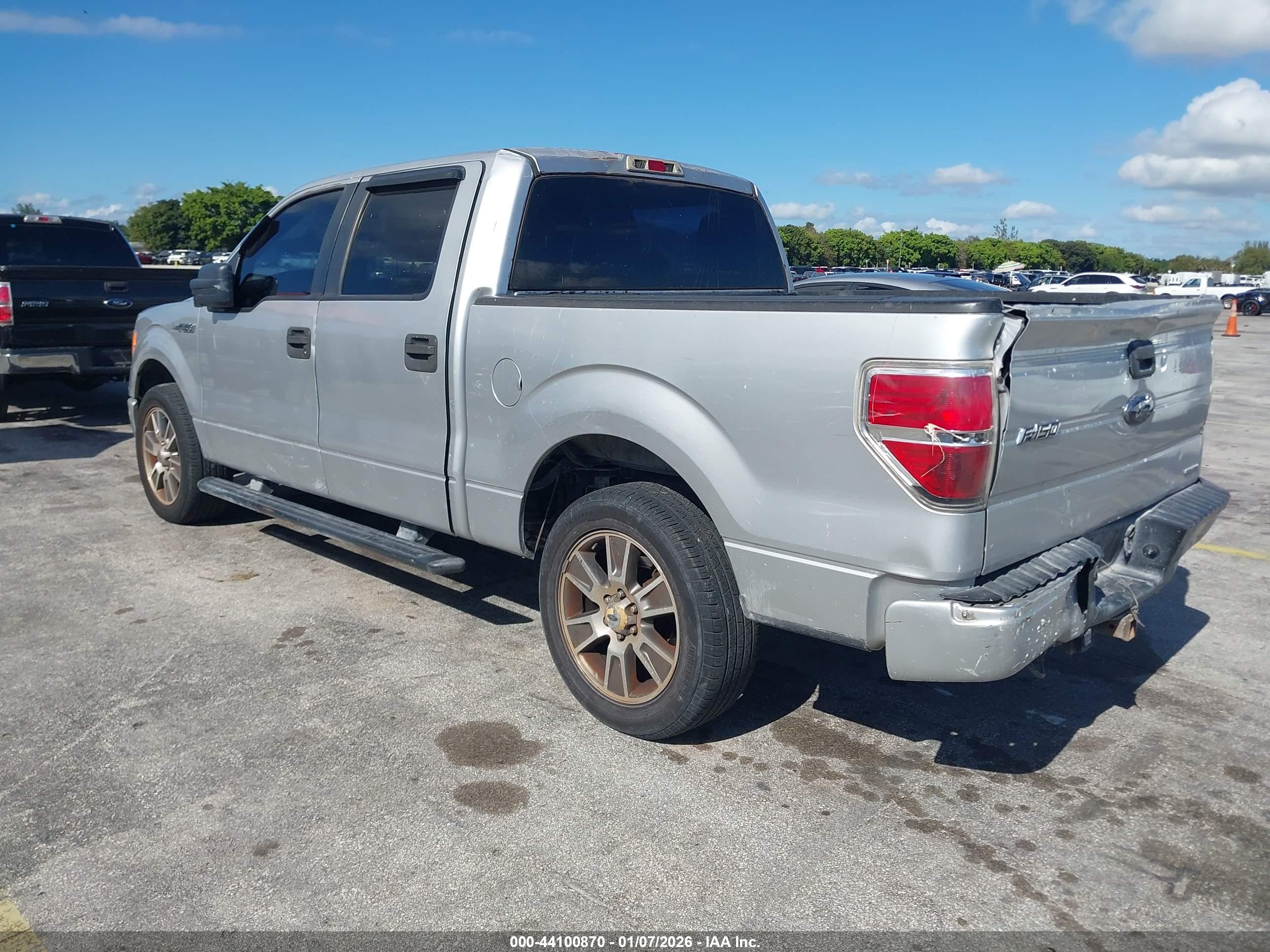 FORD F-150 image 3