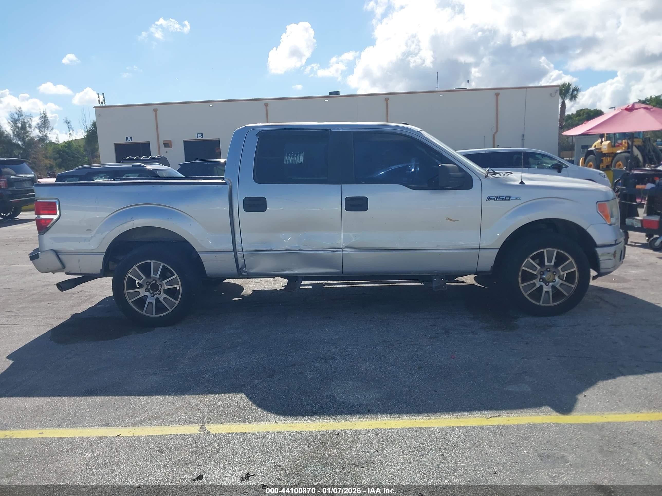 FORD F-150 image 6