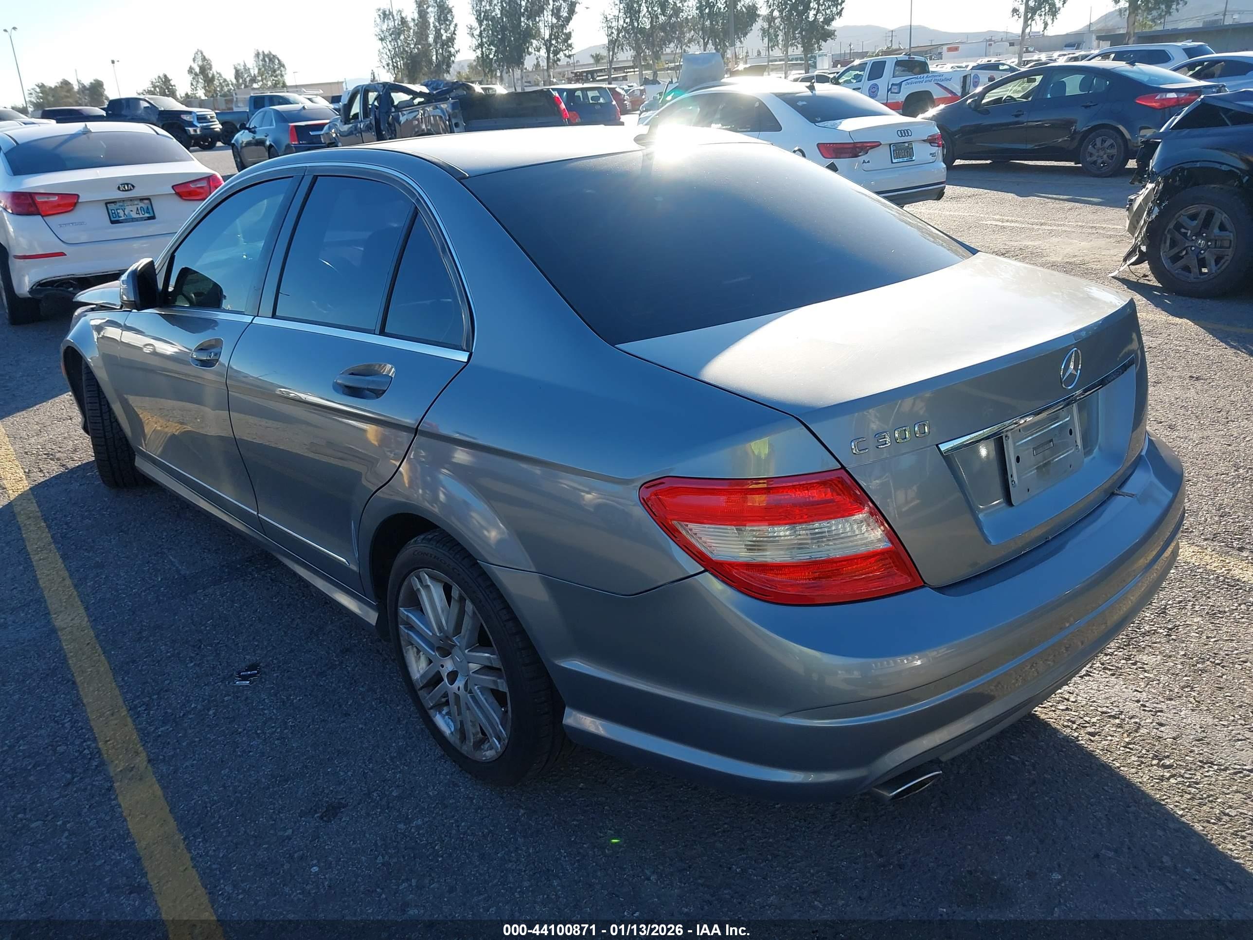 MERCEDES-BENZ C image 3