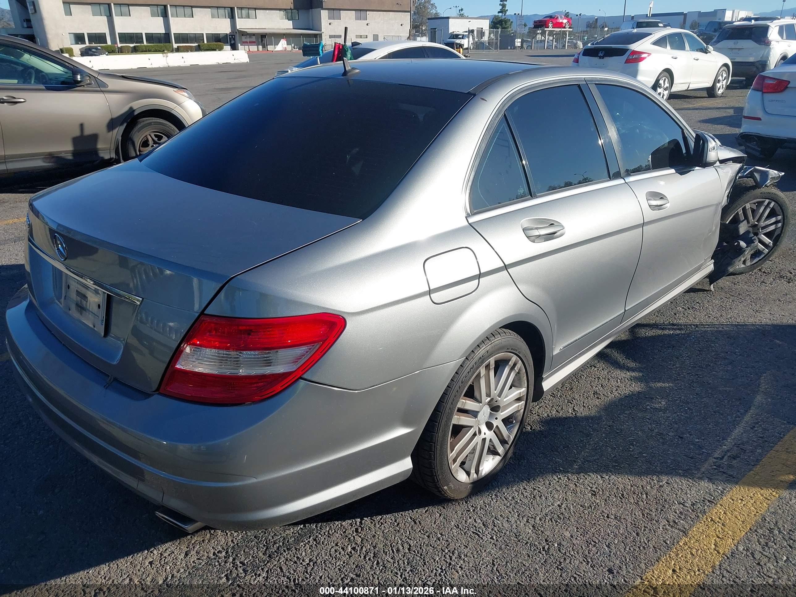 MERCEDES-BENZ C image 4