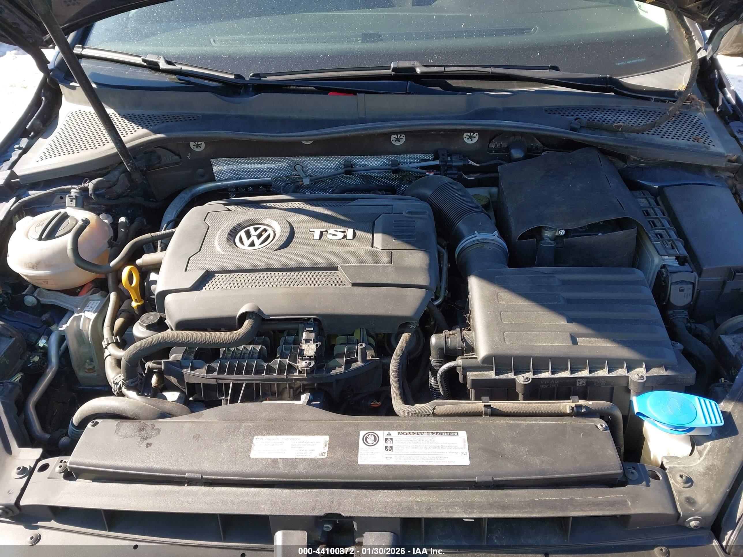 VOLKSWAGEN GOLF image 10