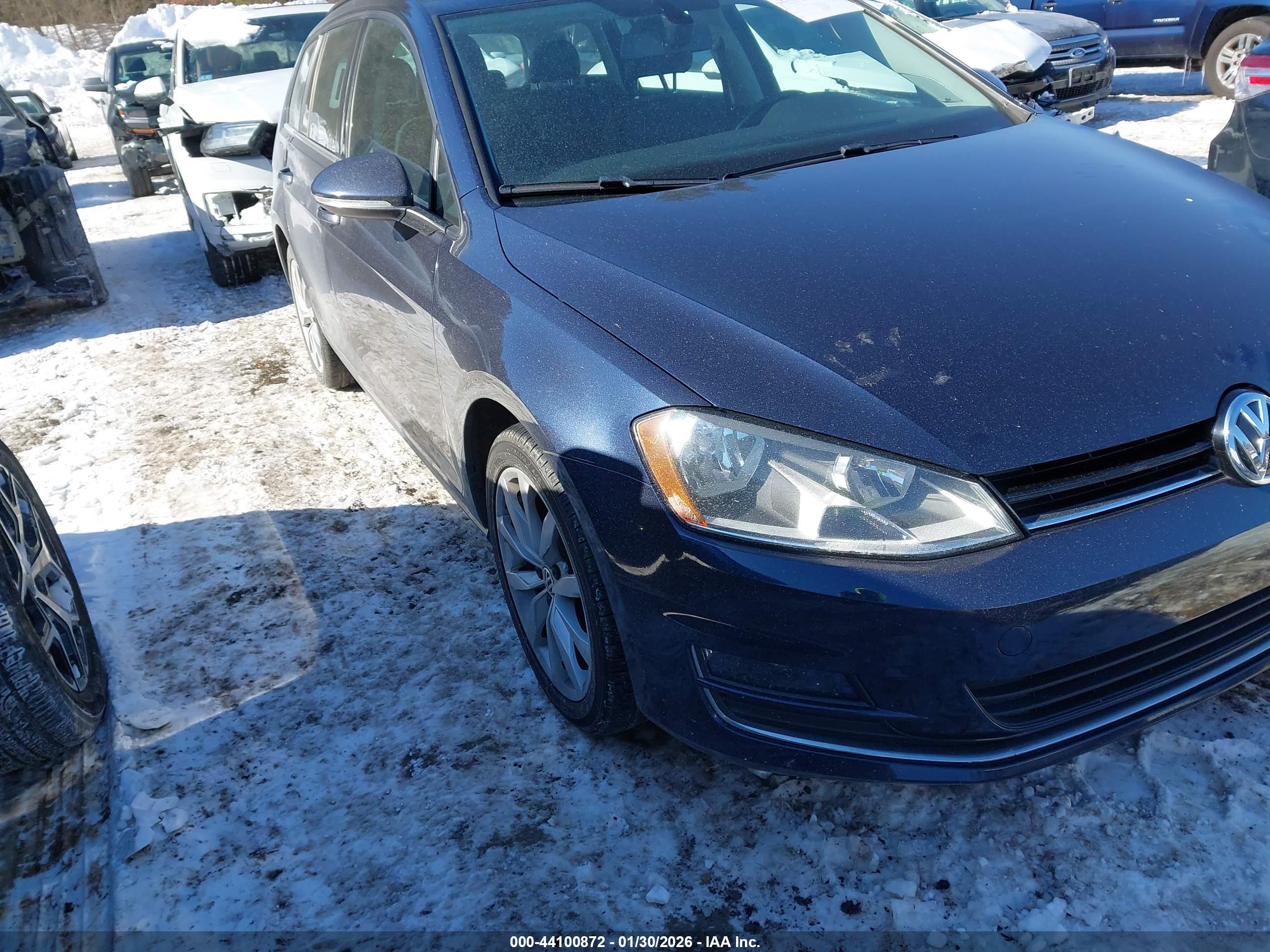 VOLKSWAGEN GOLF image 6