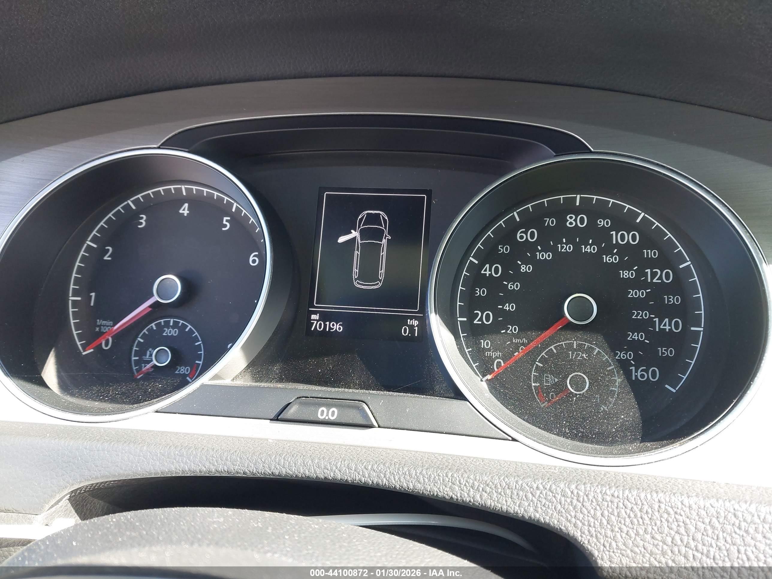 VOLKSWAGEN GOLF image 7