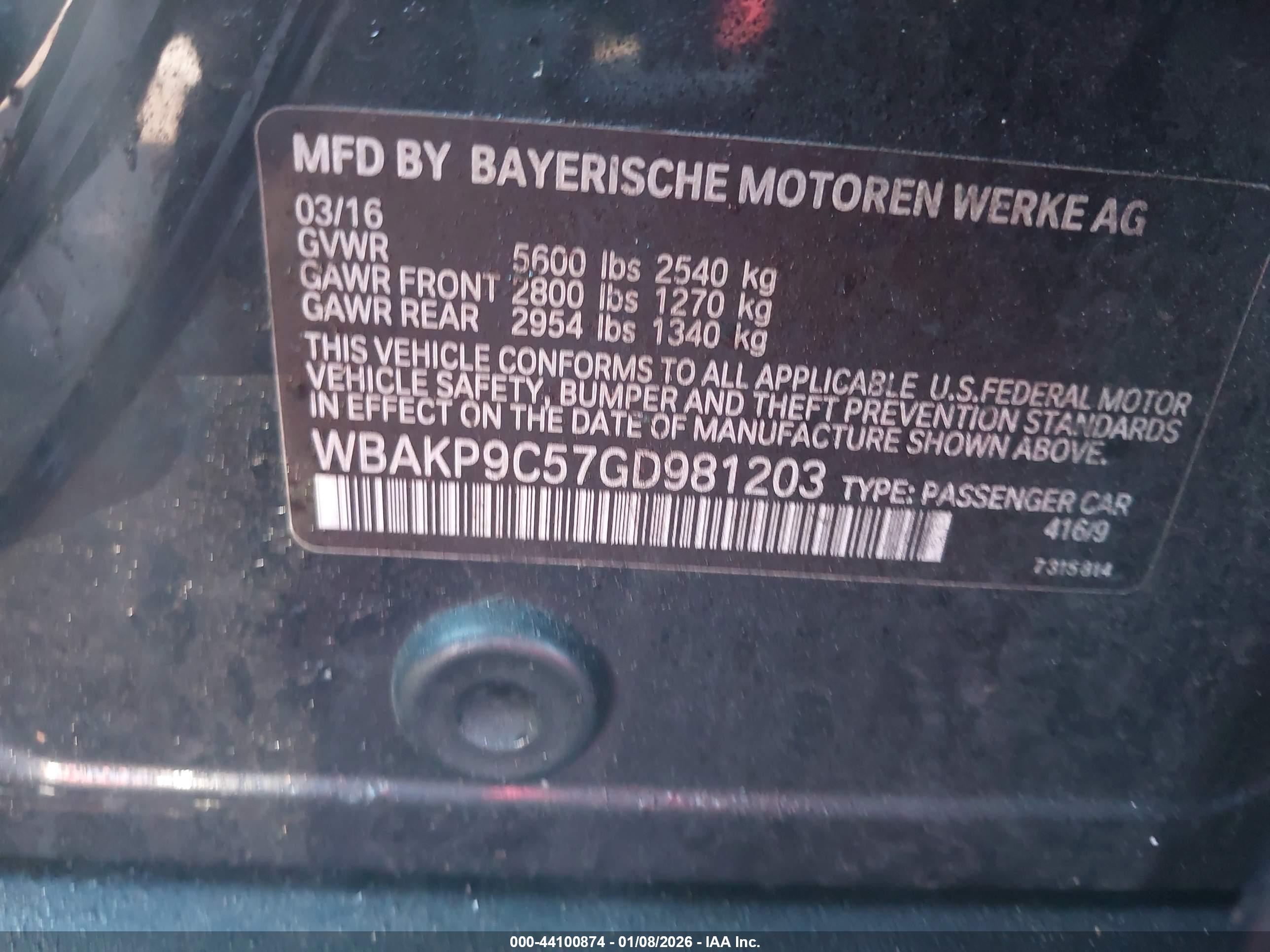 BMW 550I image 9