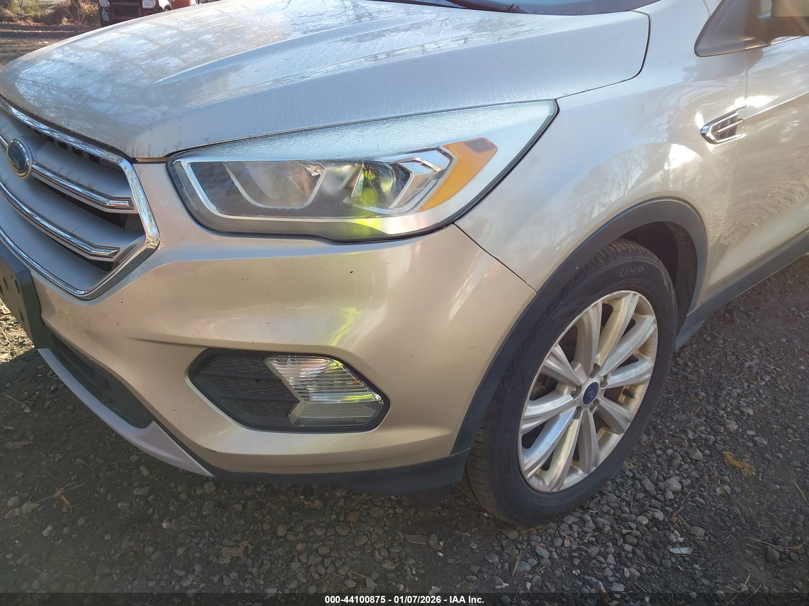 FORD ESCAPE image 6