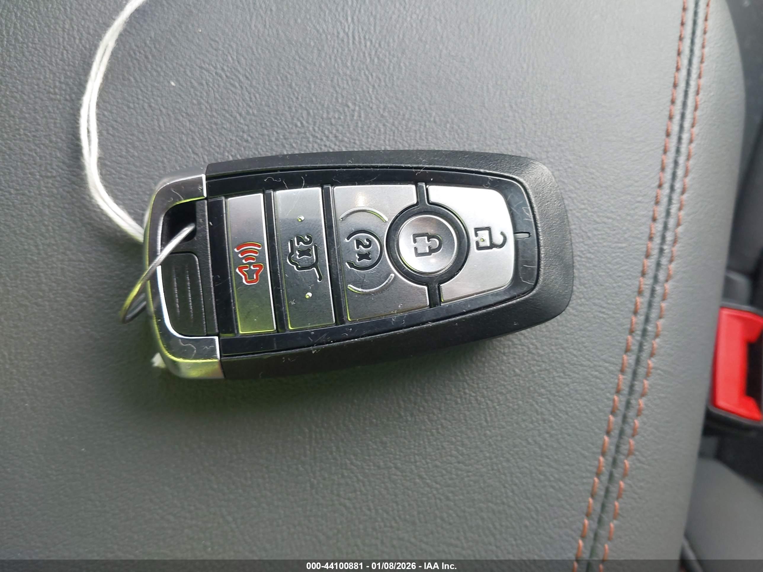 FORD EXPLORER image 11