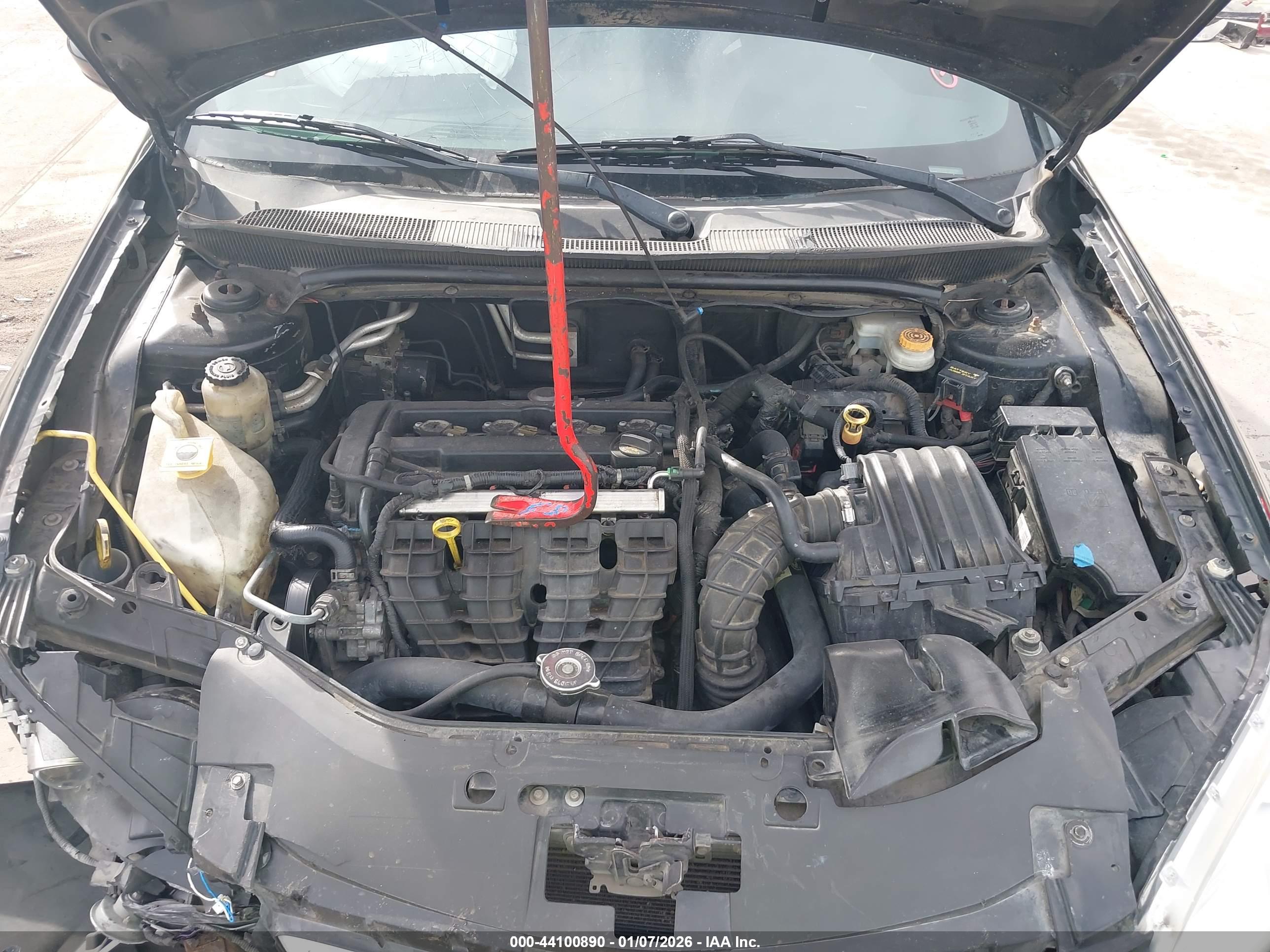 CHRYSLER 200 image 10