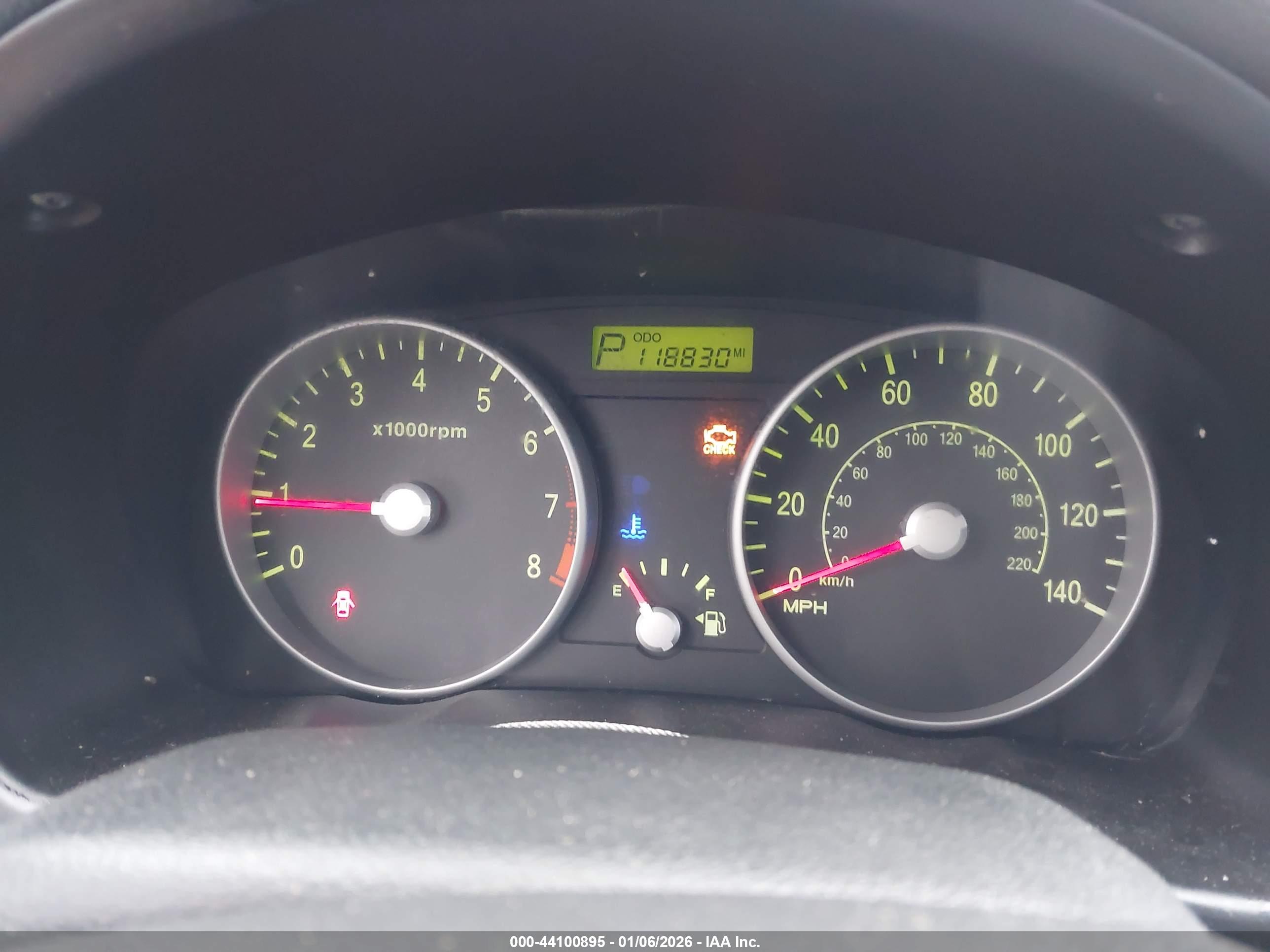 HYUNDAI ACCENT image 7