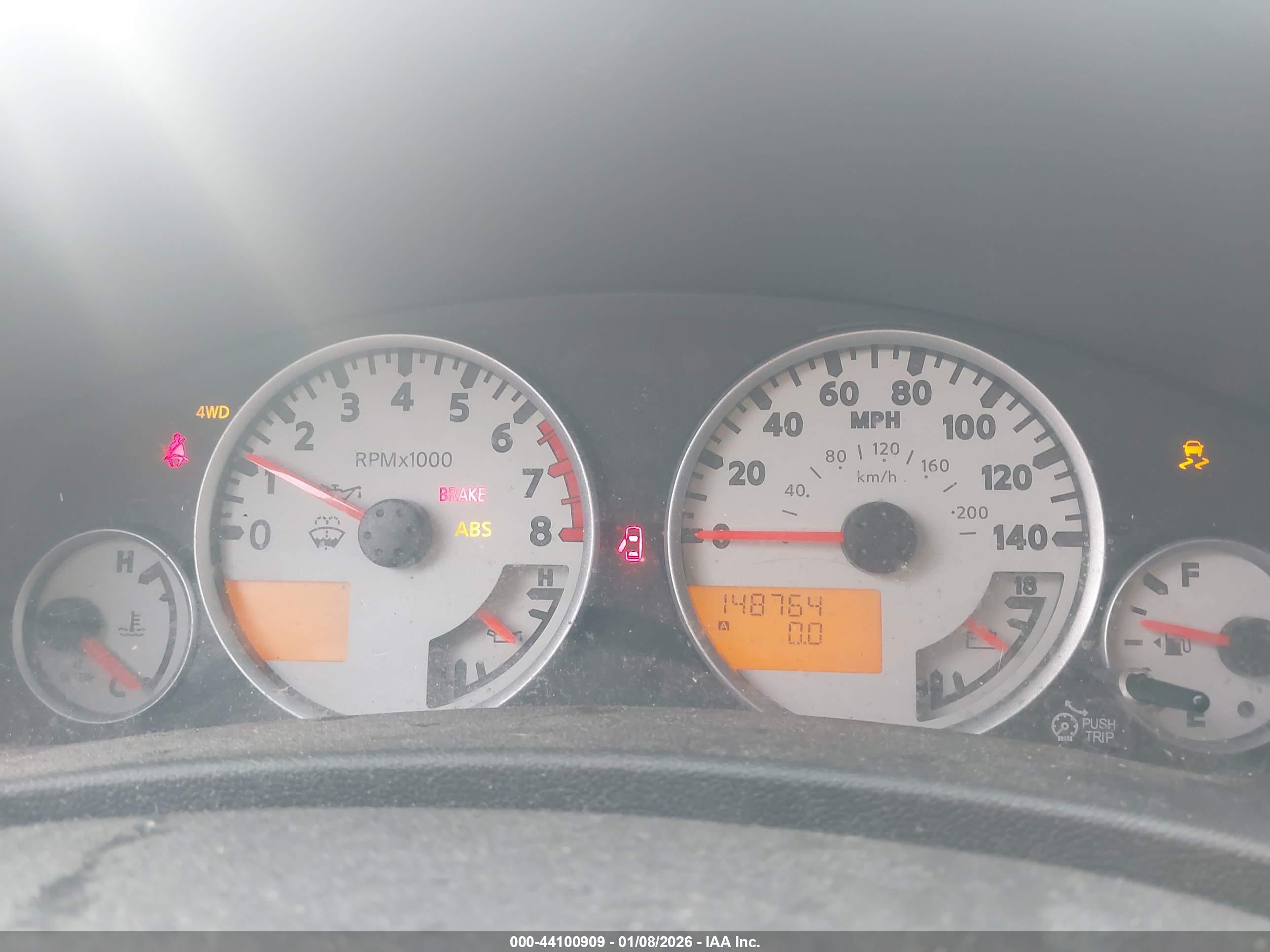 NISSAN FRONTIER image 7