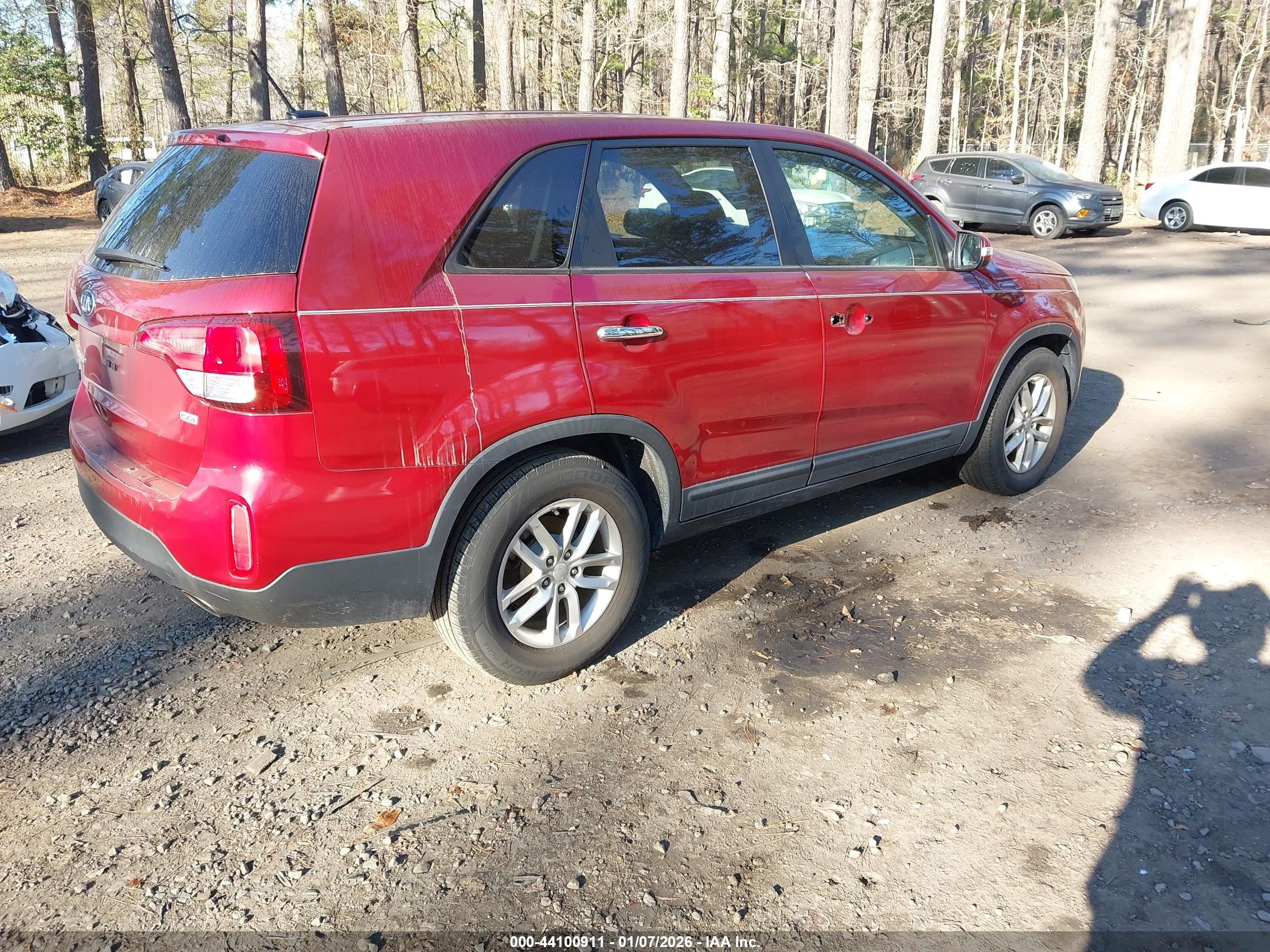 KIA SORENTO image 4