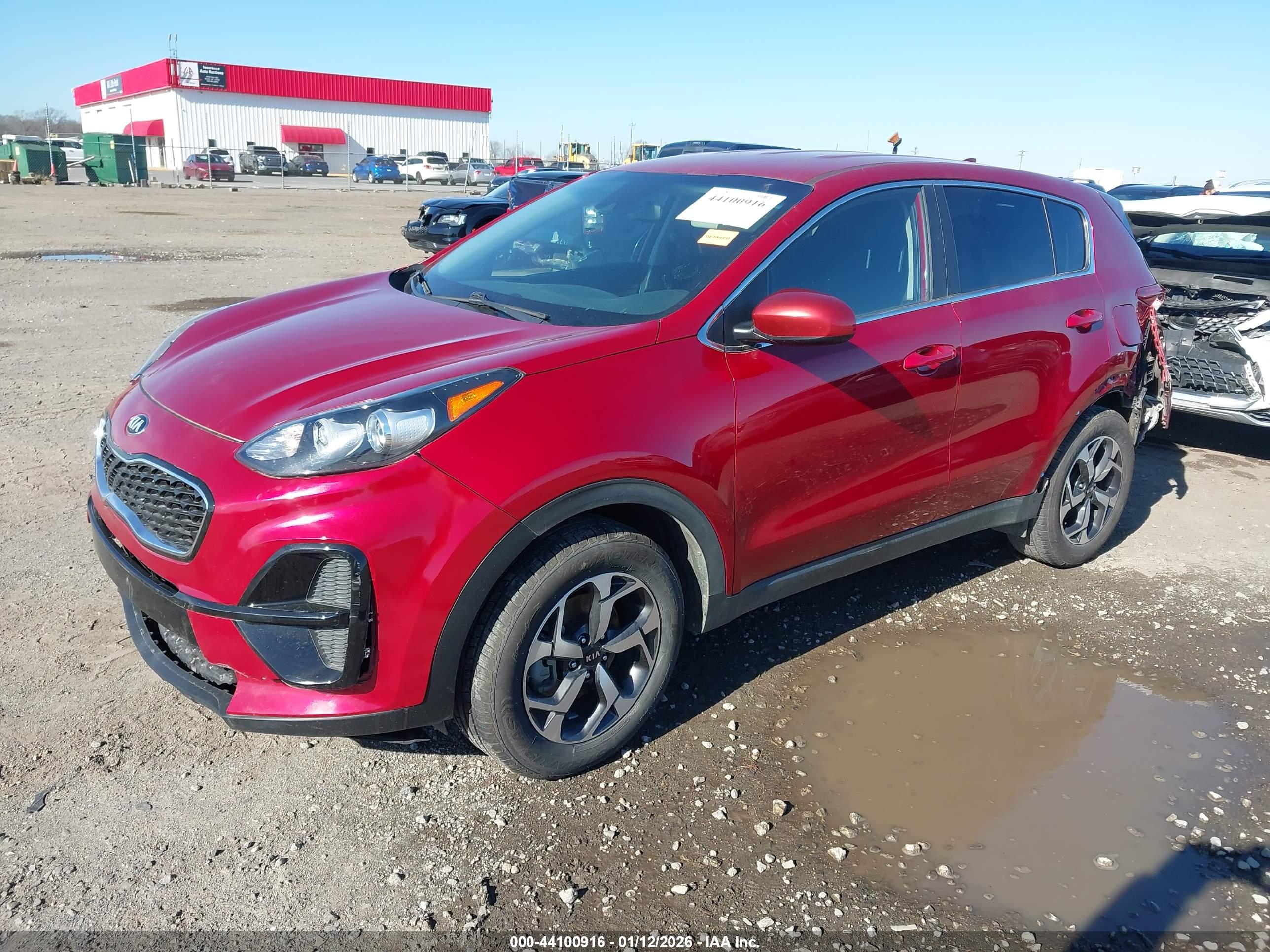 KIA SPORTAGE image 2