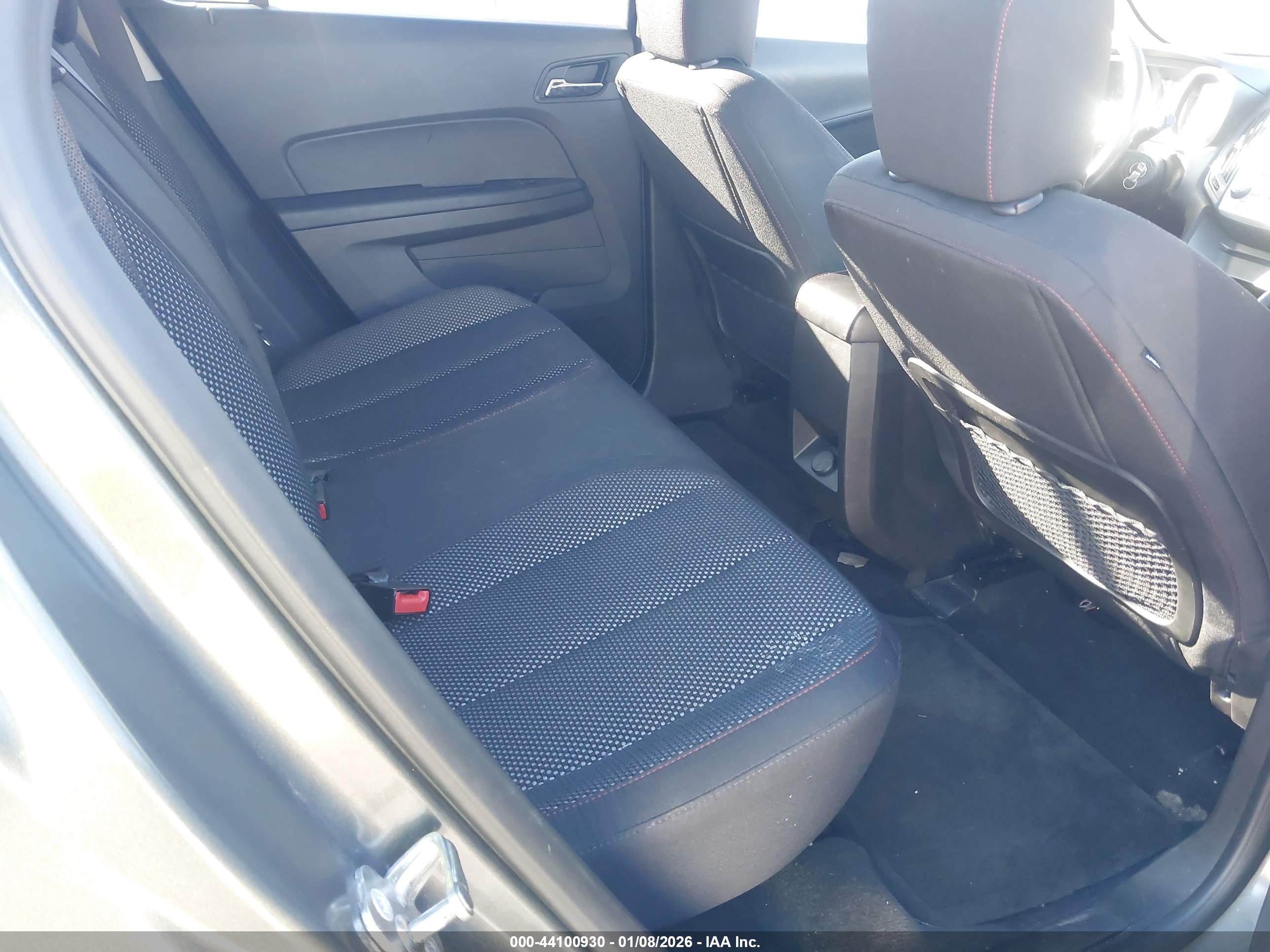 CHEVROLET EQUINOX image 8