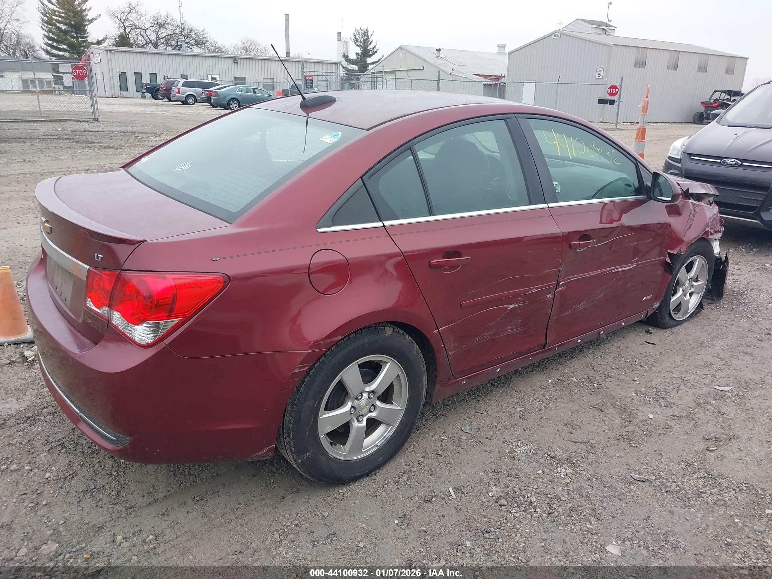 CHEVROLET CRUZE image 4