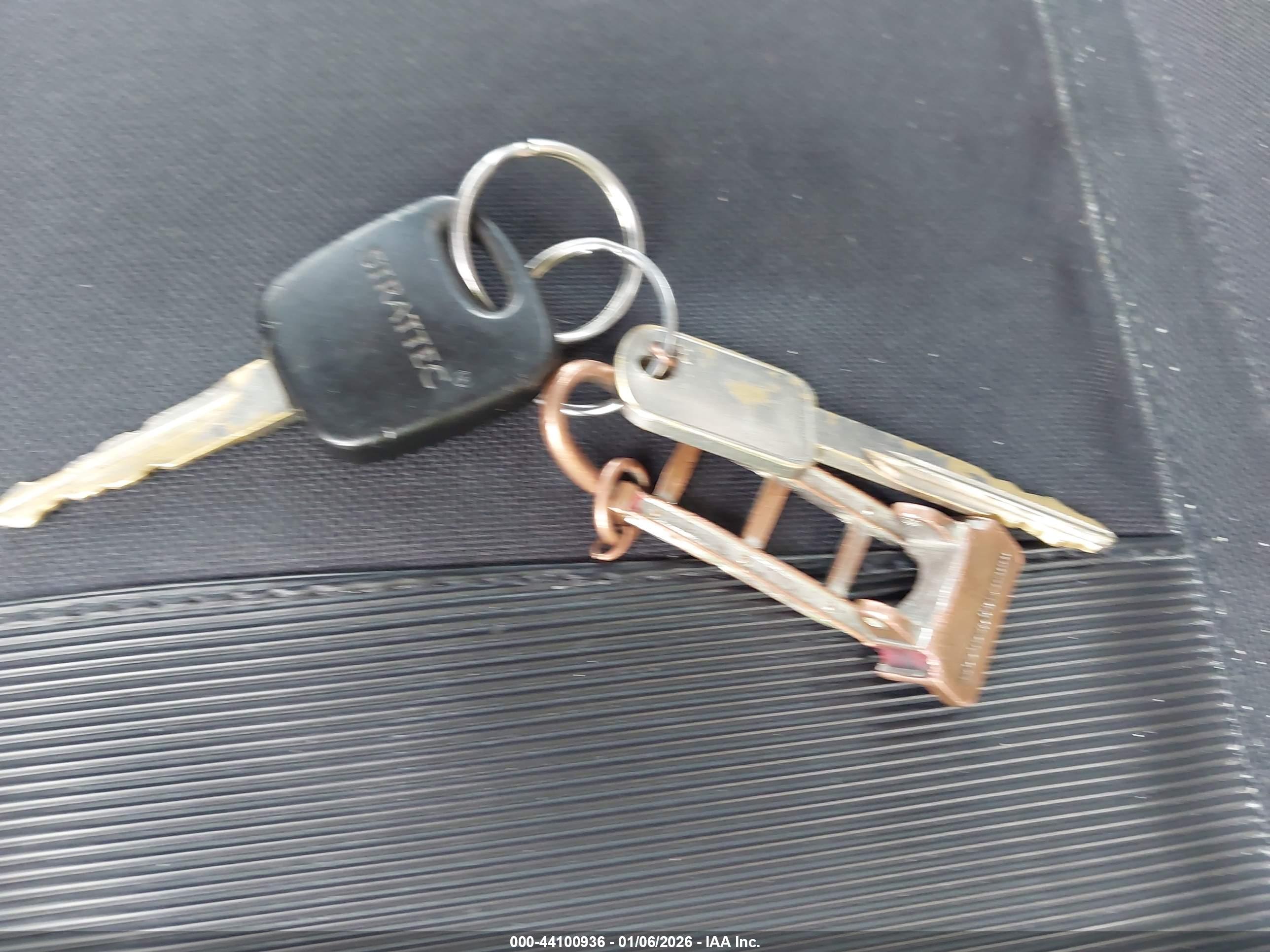FORD RANGER image 11