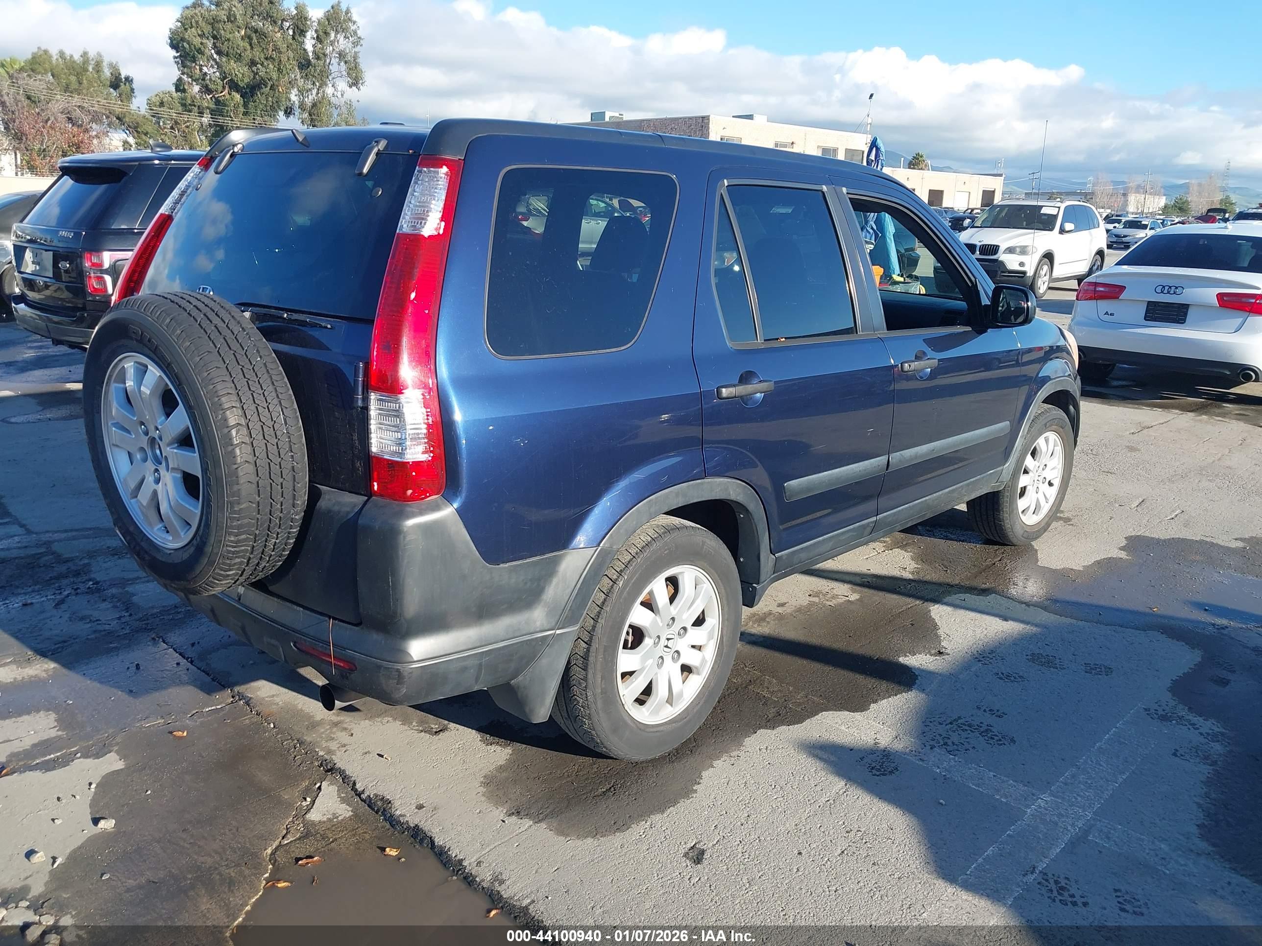 HONDA CR-V image 4
