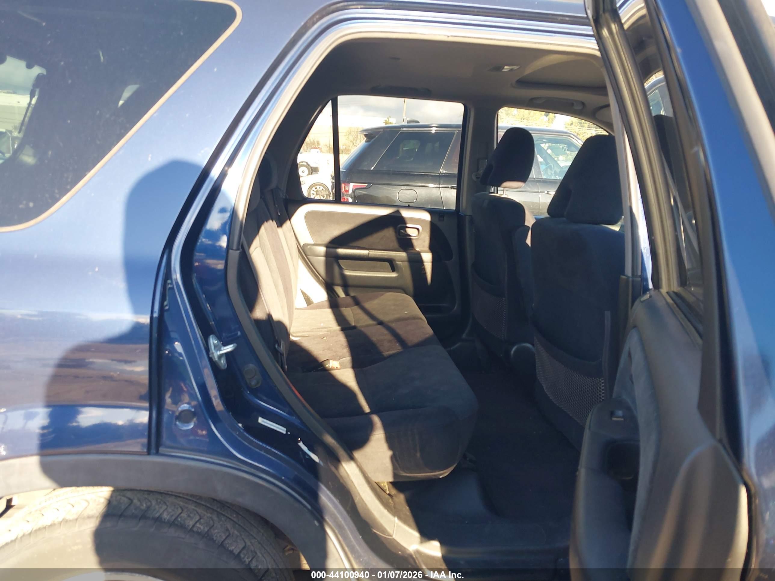 HONDA CR-V image 8