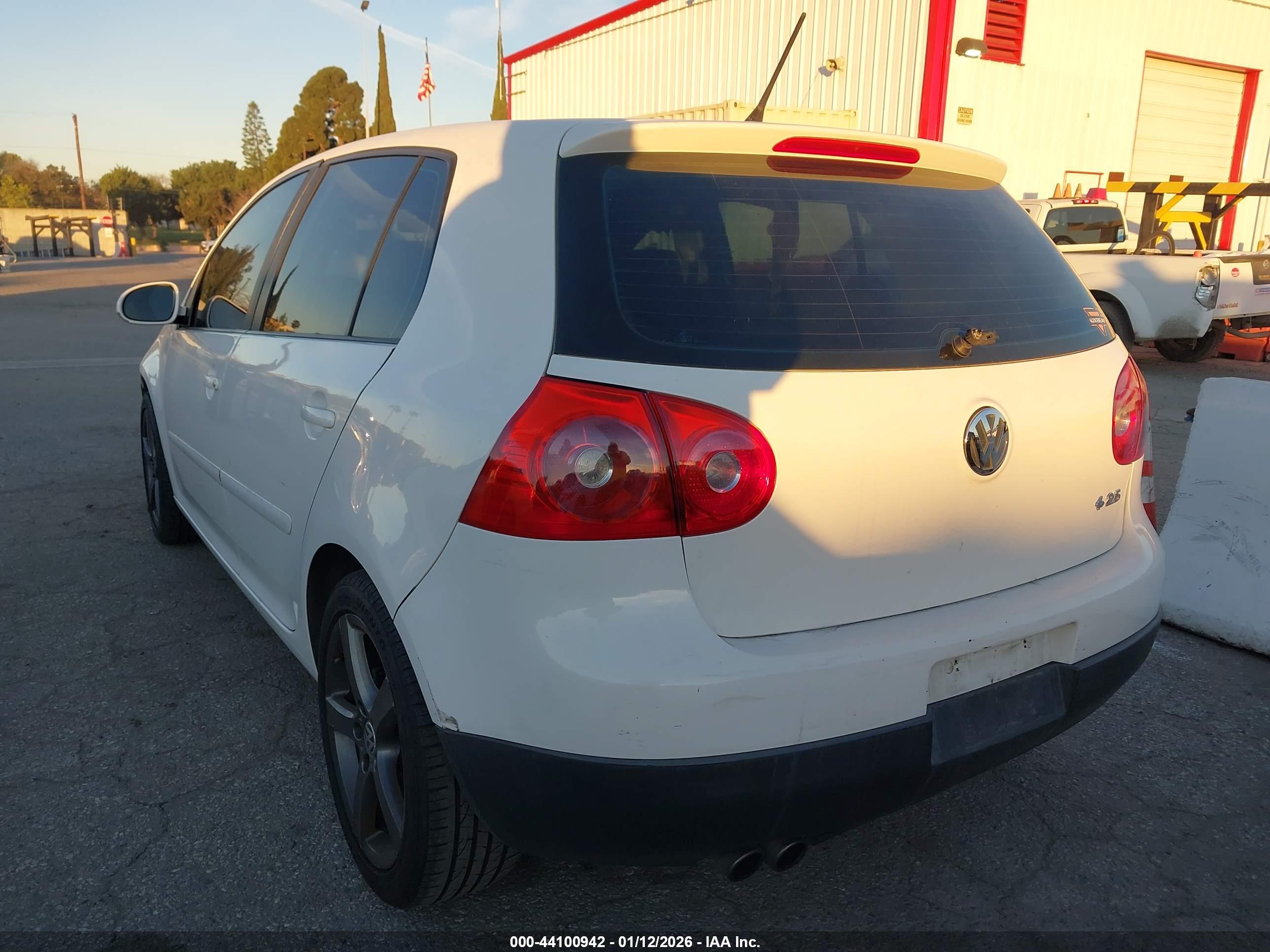VOLKSWAGEN RABBIT image 3