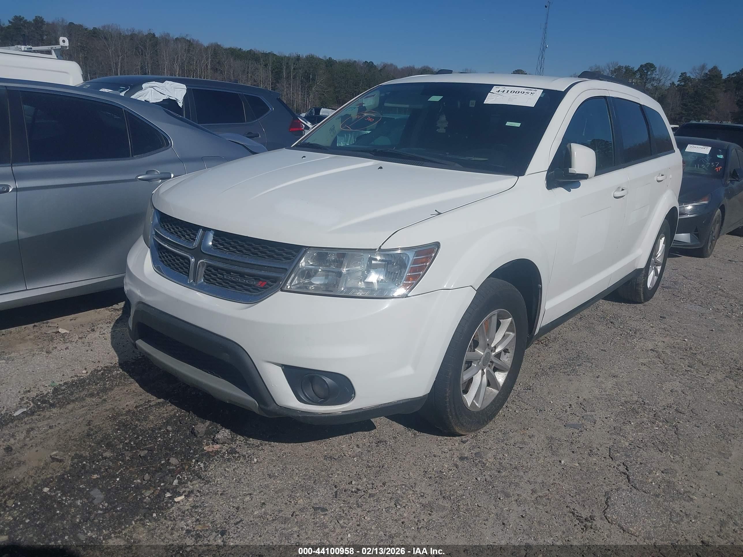 DODGE JOURNEY image 2