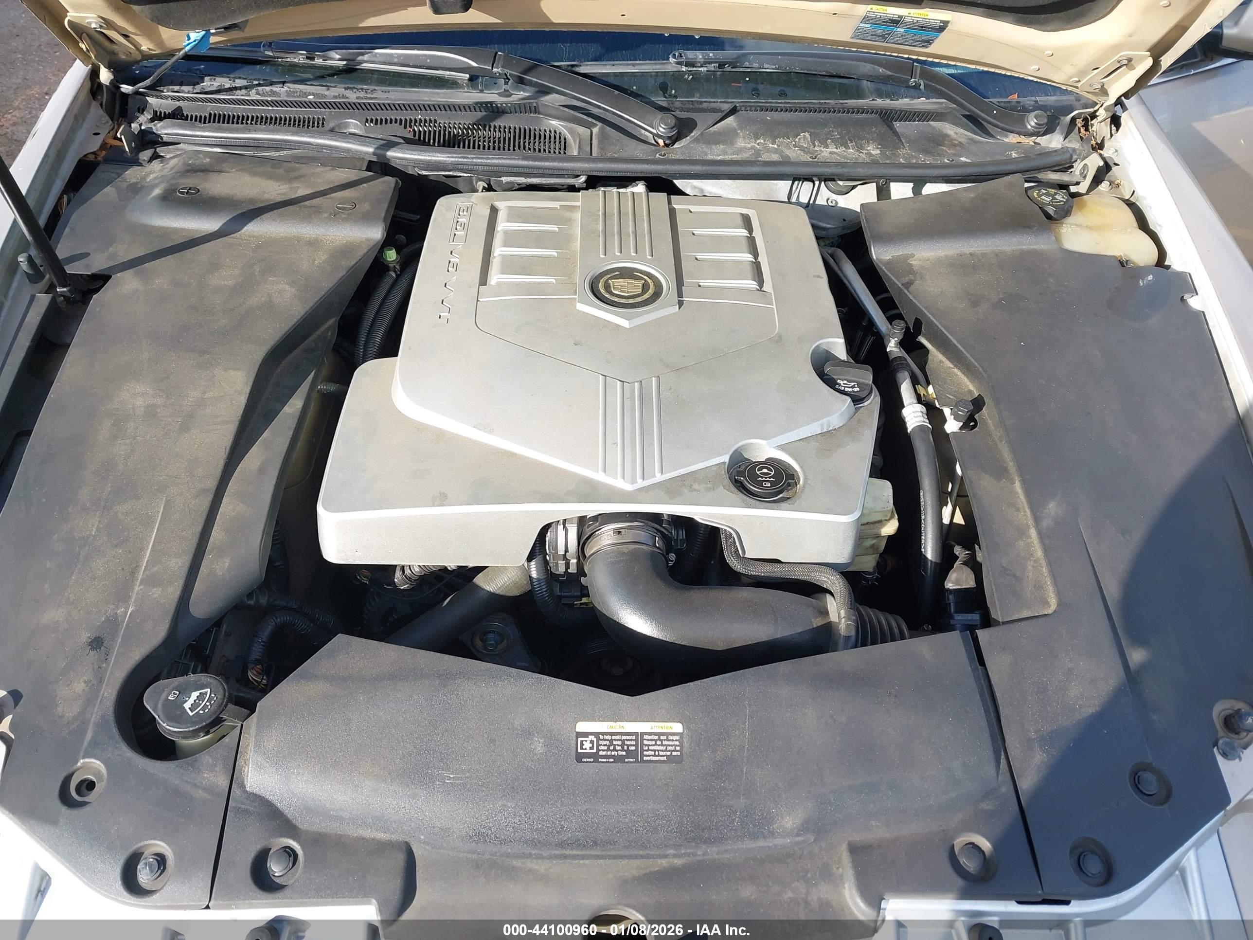 CADILLAC STS image 10