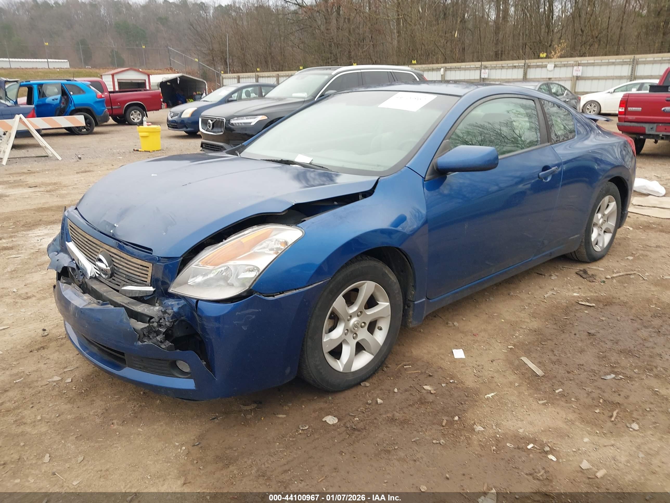 NISSAN ALTIMA image 2