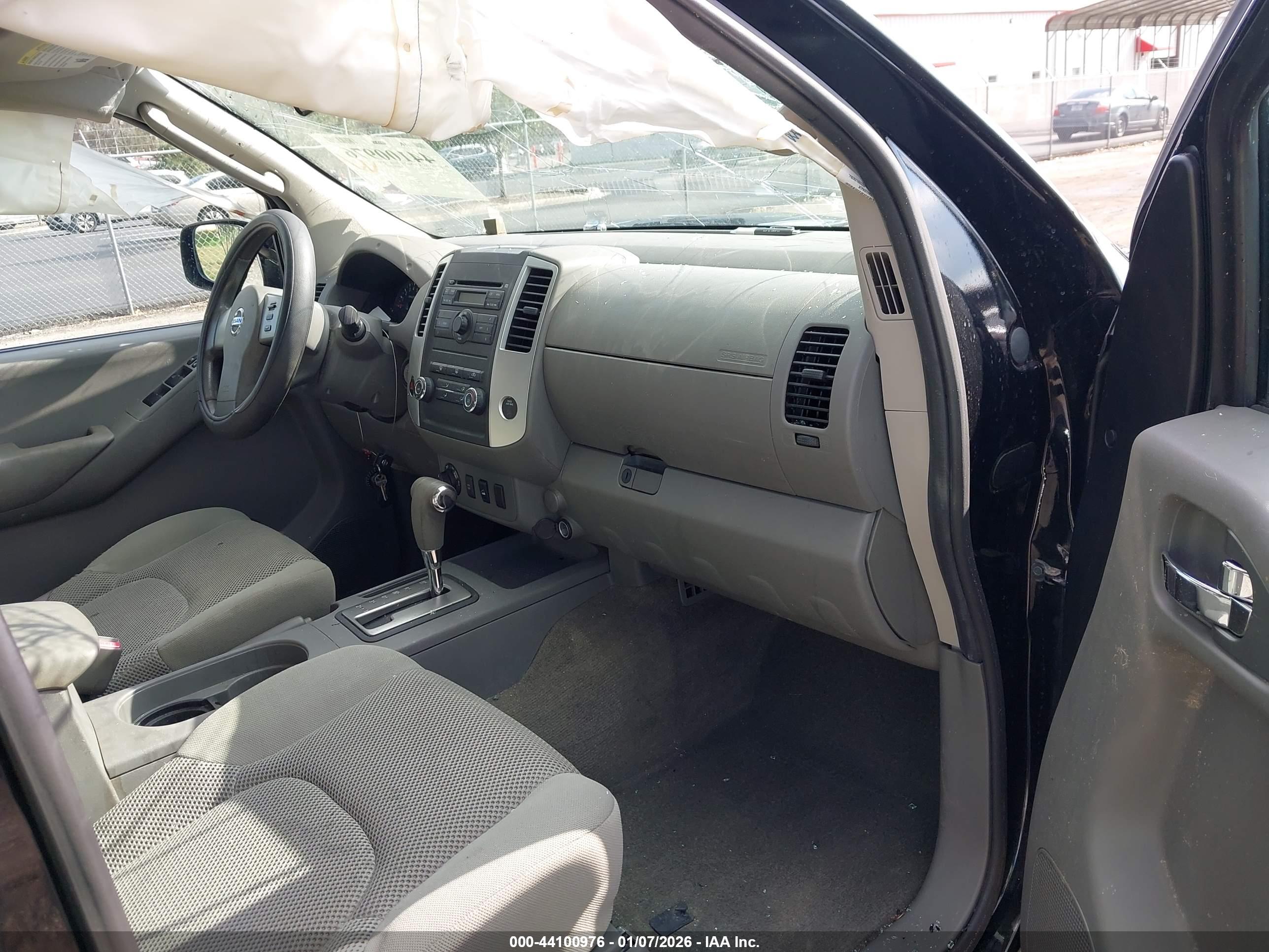 NISSAN FRONTIER image 5