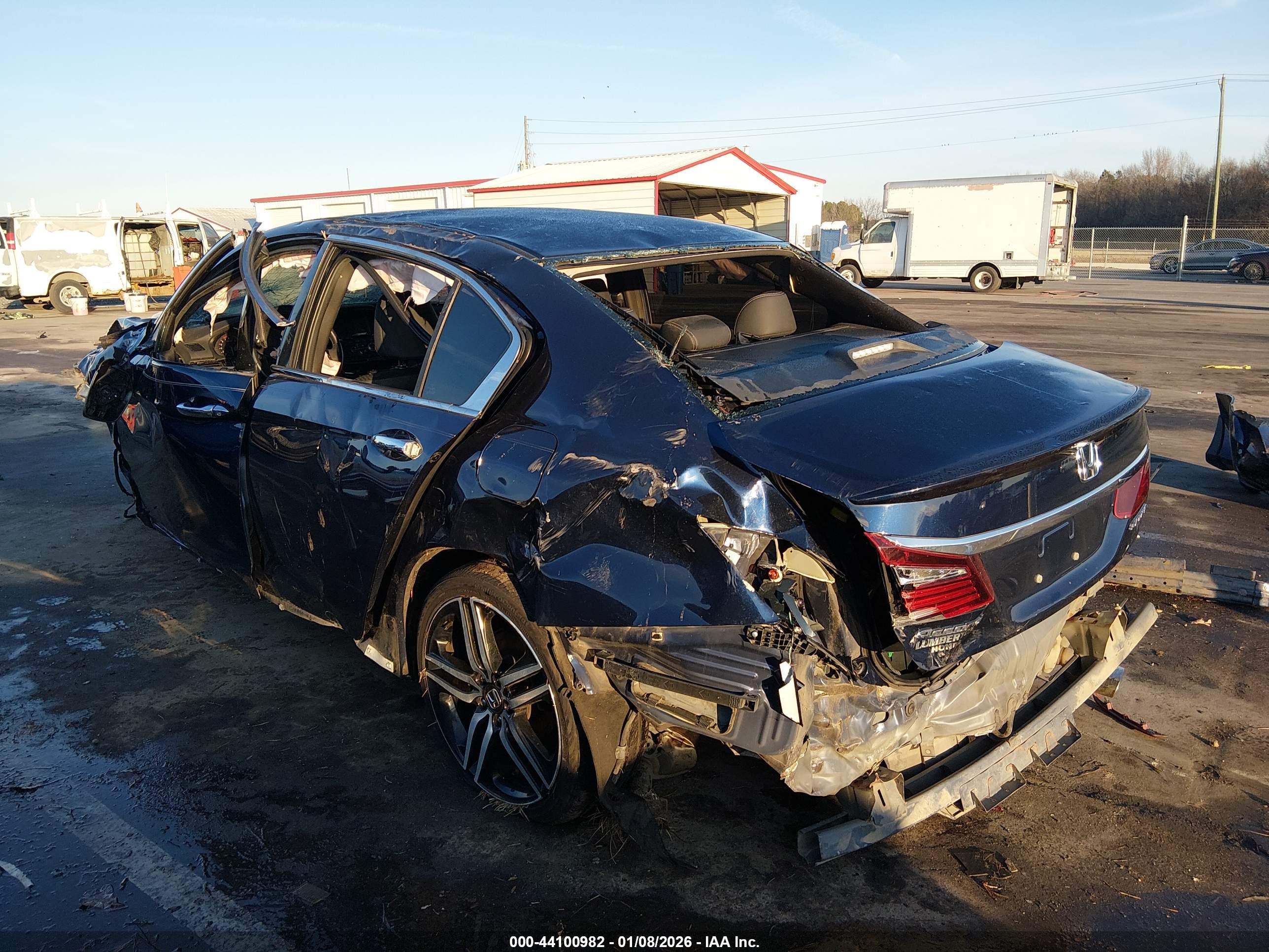 HONDA ACCORD image 3