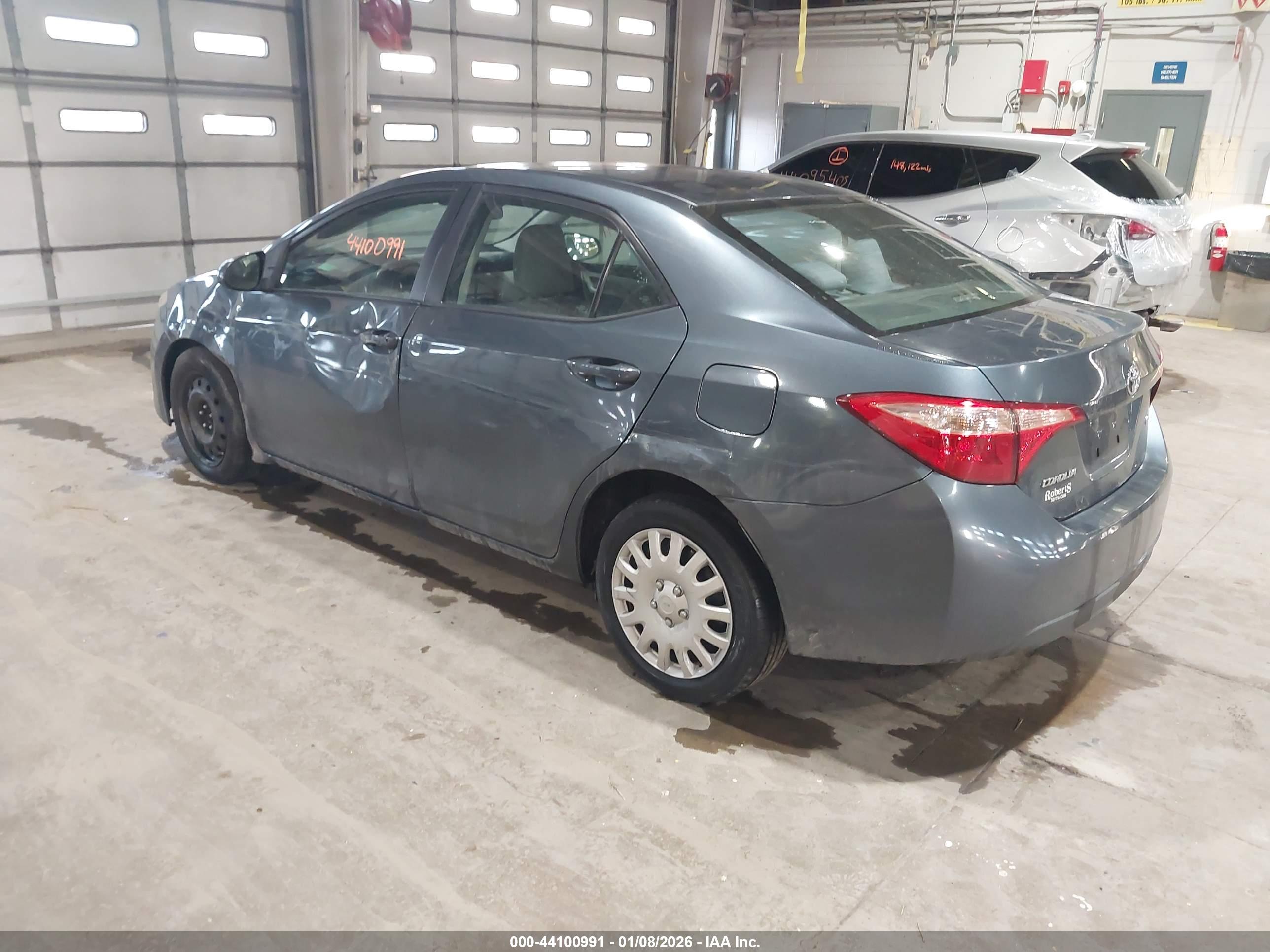 TOYOTA COROLLA image 3