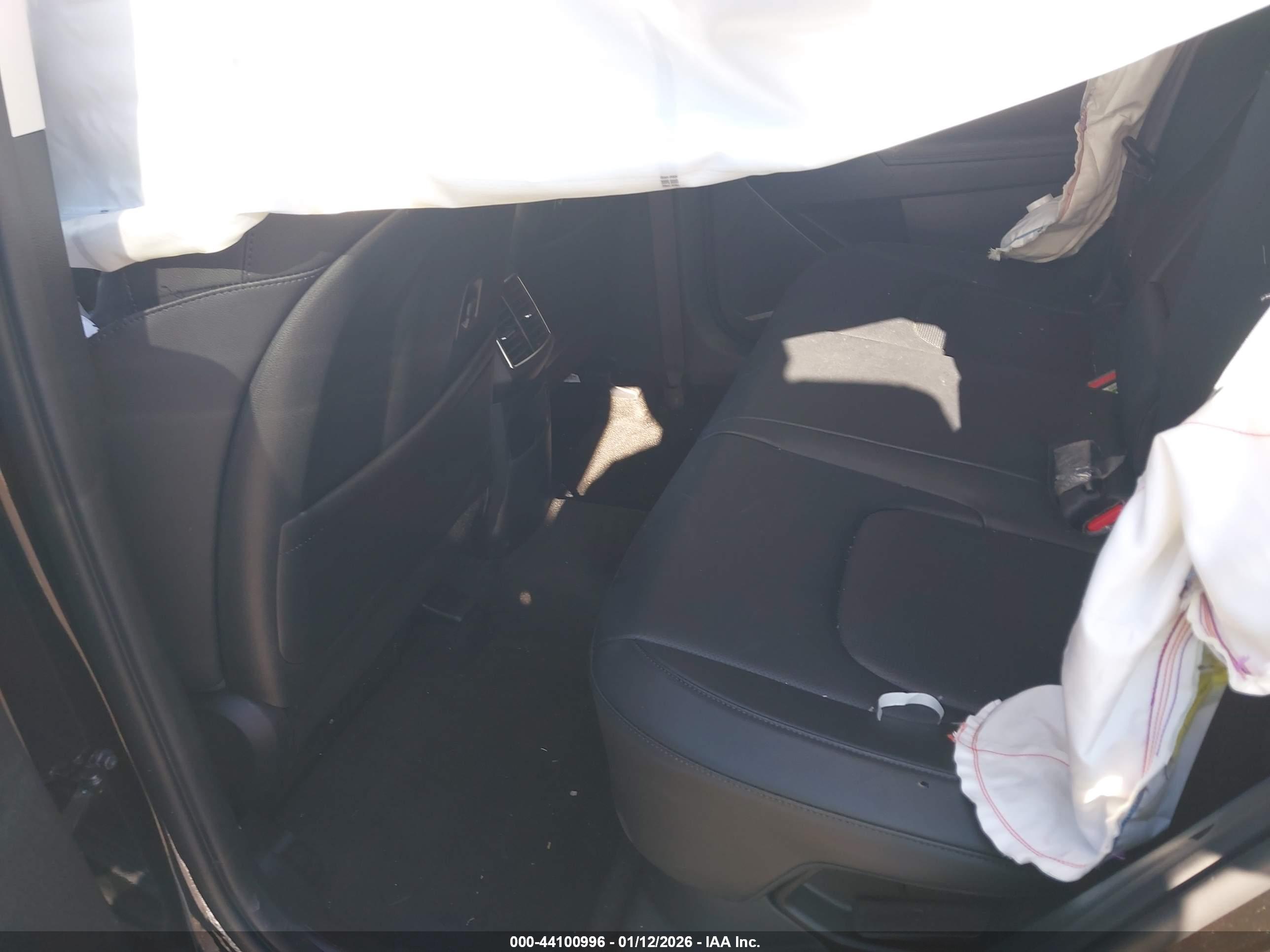 KIA SPORTAGE image 8