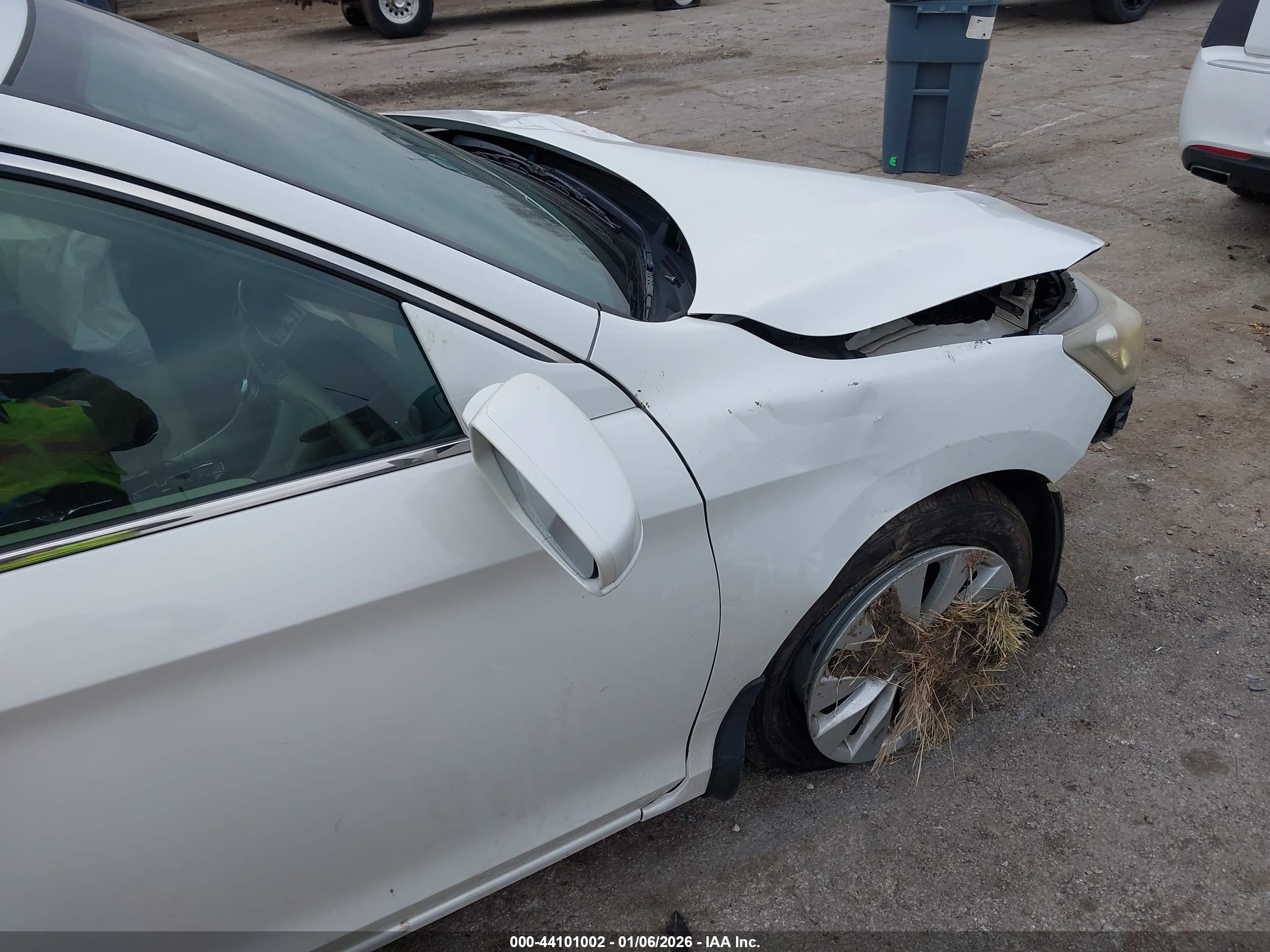 HONDA ACCORD image 6