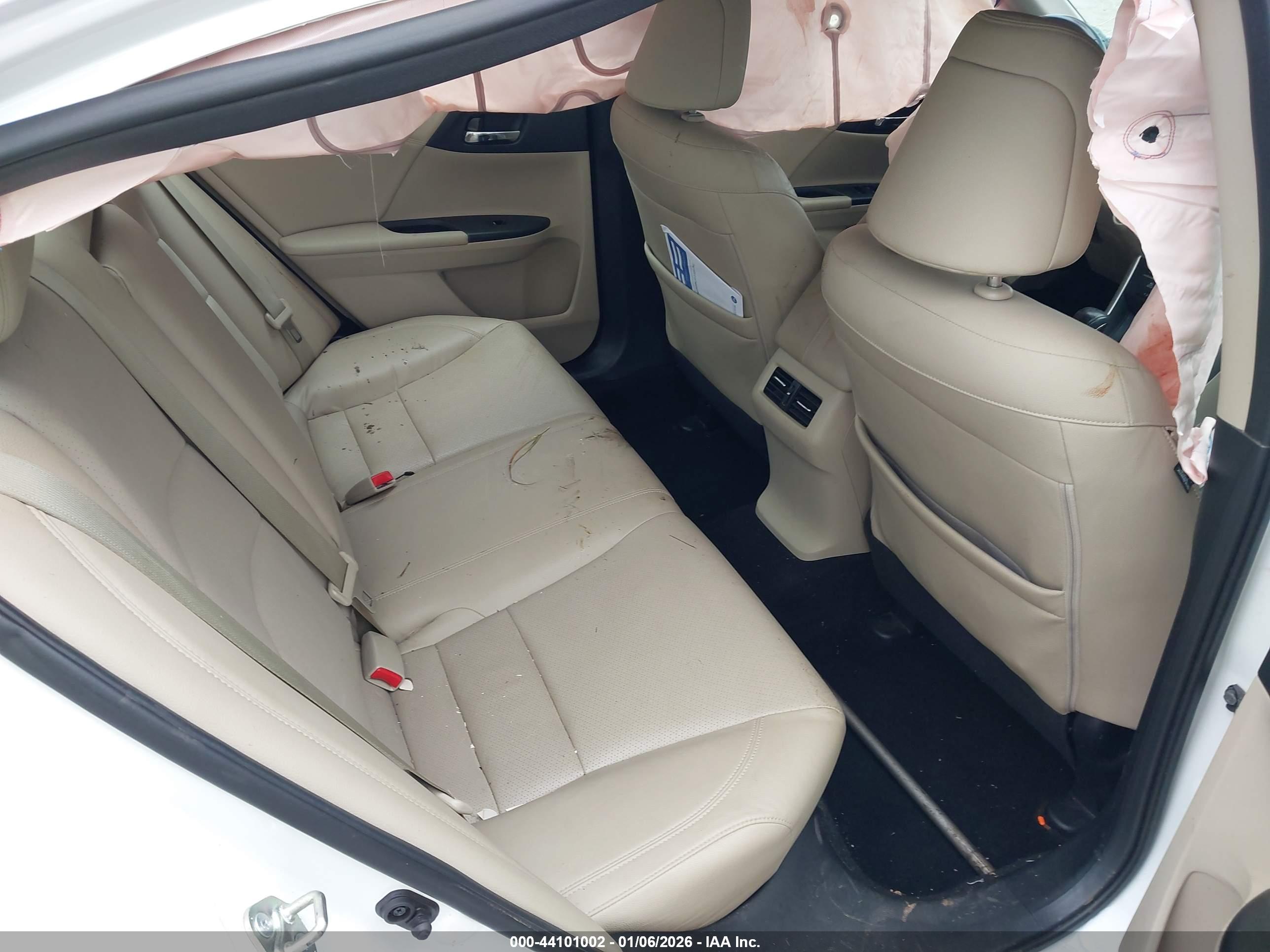 HONDA ACCORD image 8