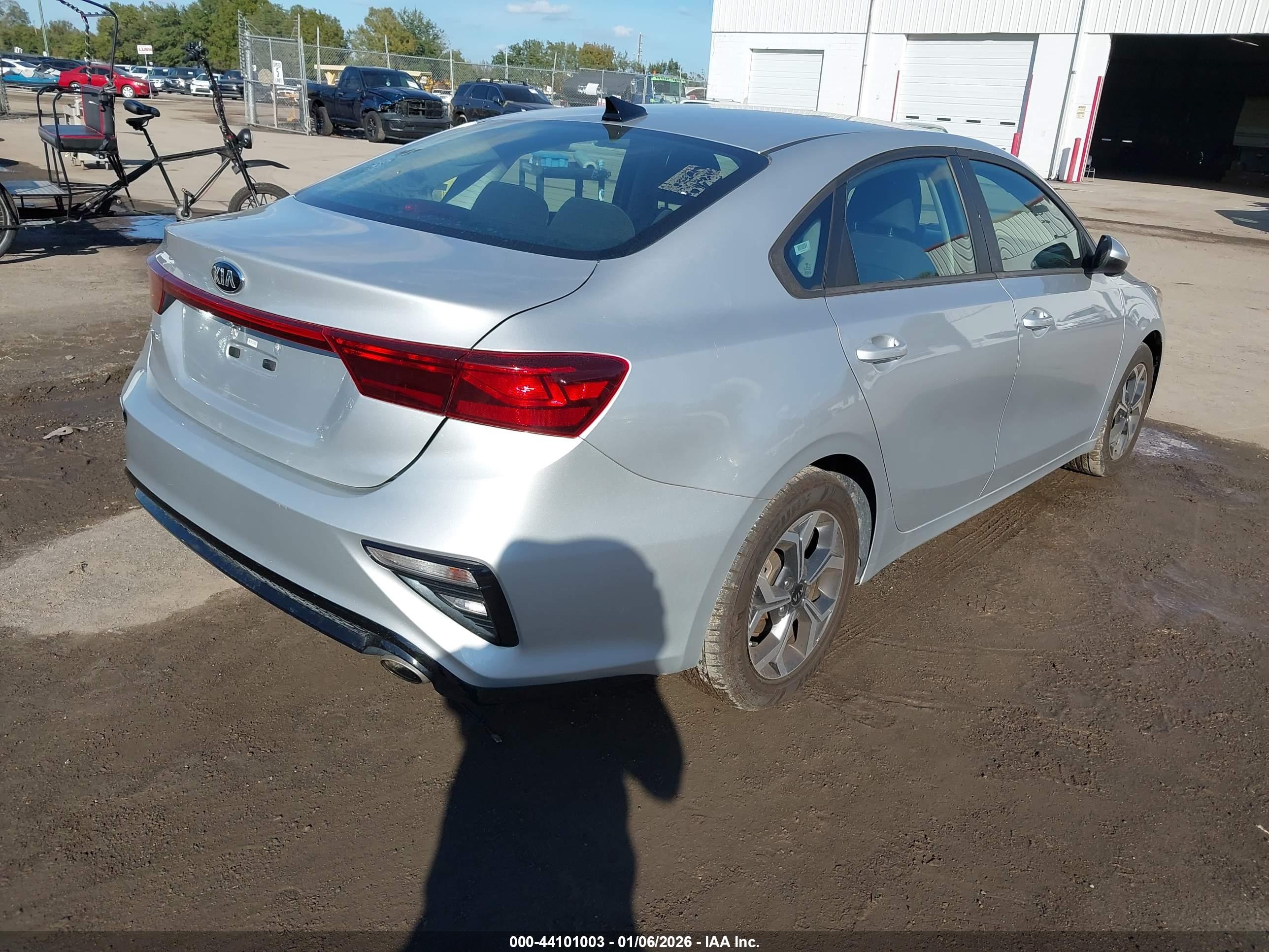 KIA FORTE image 4