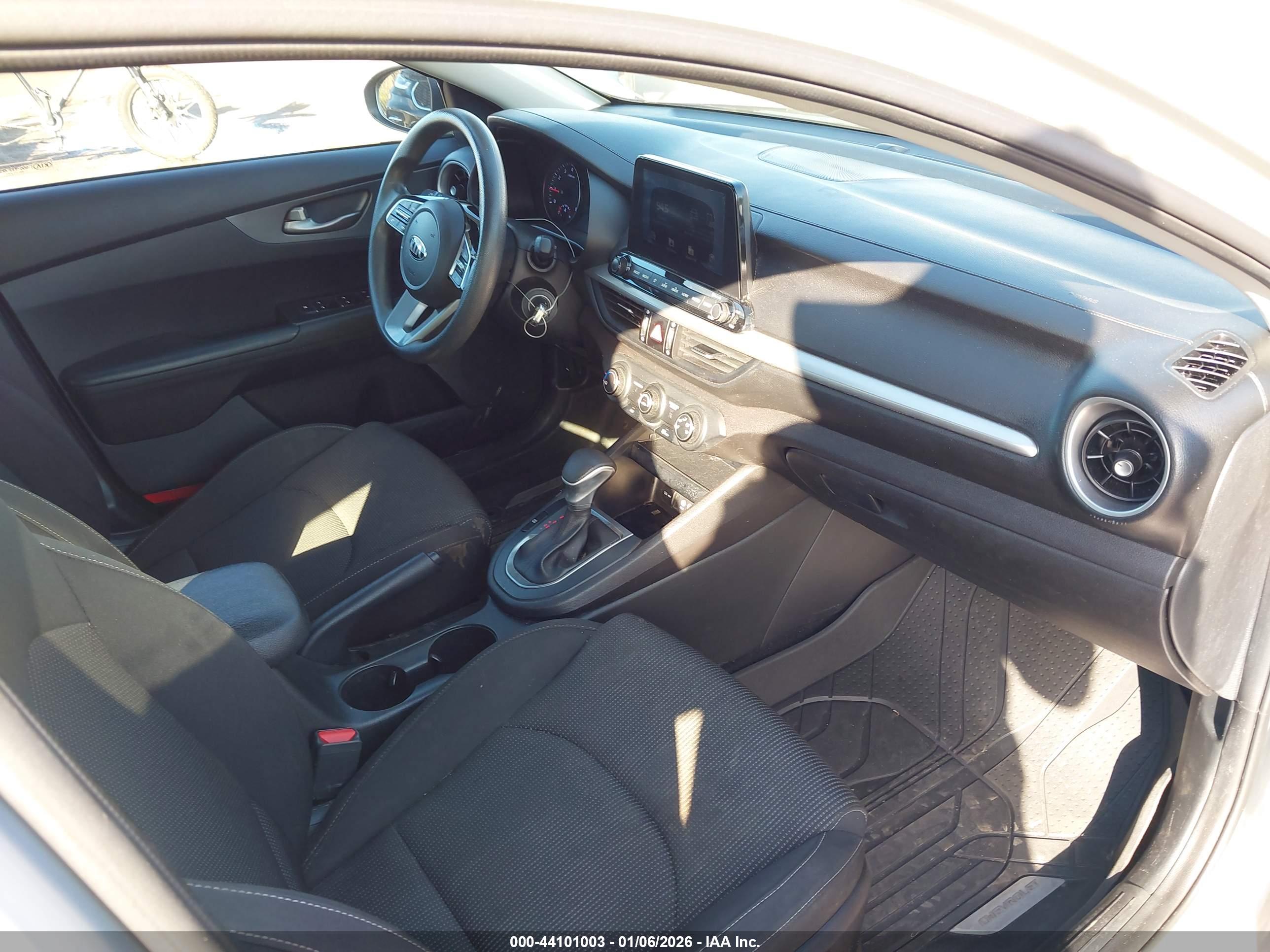 KIA FORTE image 5