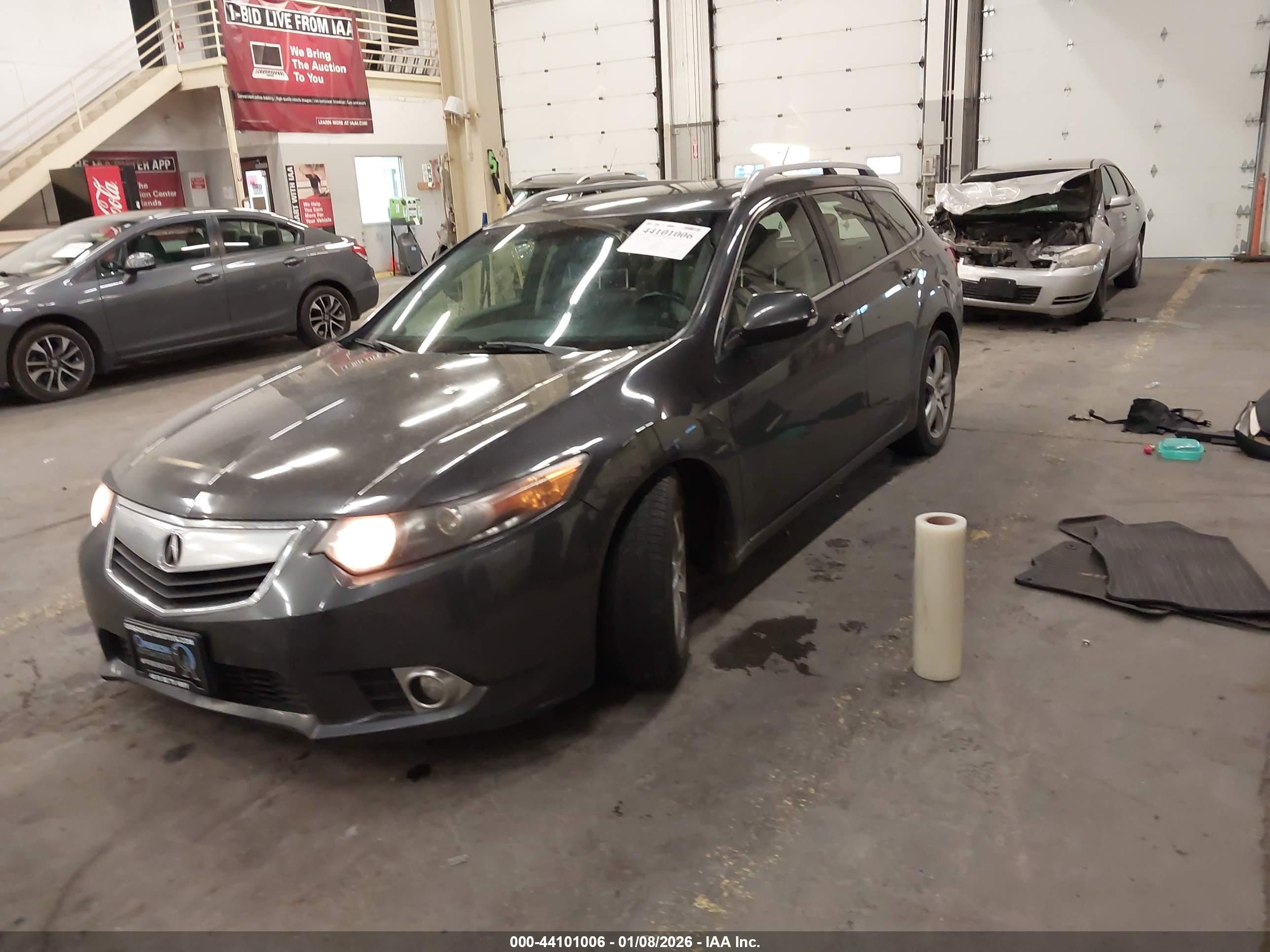 ACURA TSX image 2