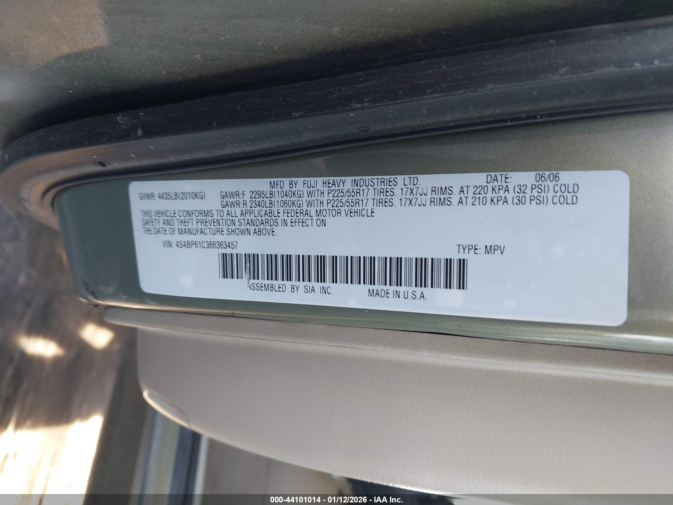 SUBARU OUTBACK image 9